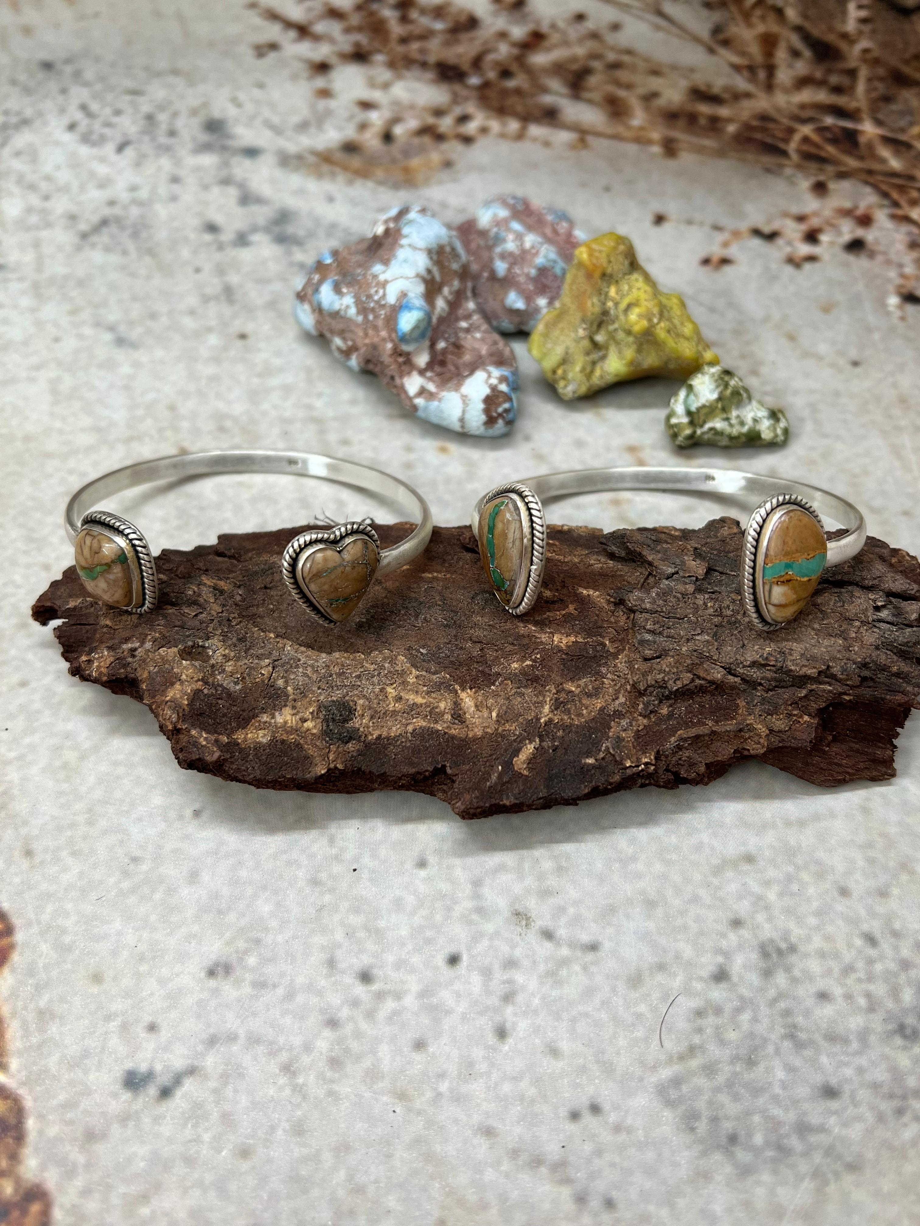 Handmade Sterling Silver Royston Ribbon Turquoise Bracelet with Signed Nizhoni