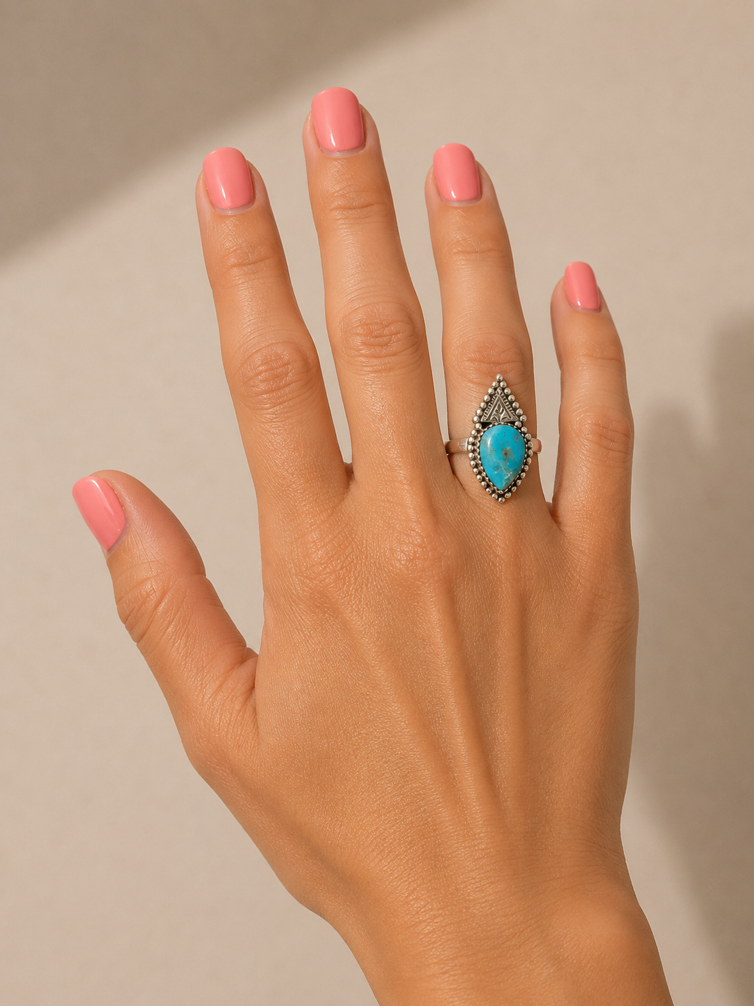 Kingman Turquoise Tear Drop Shaped Ornate Sterling Silver Ring Size 7.5
