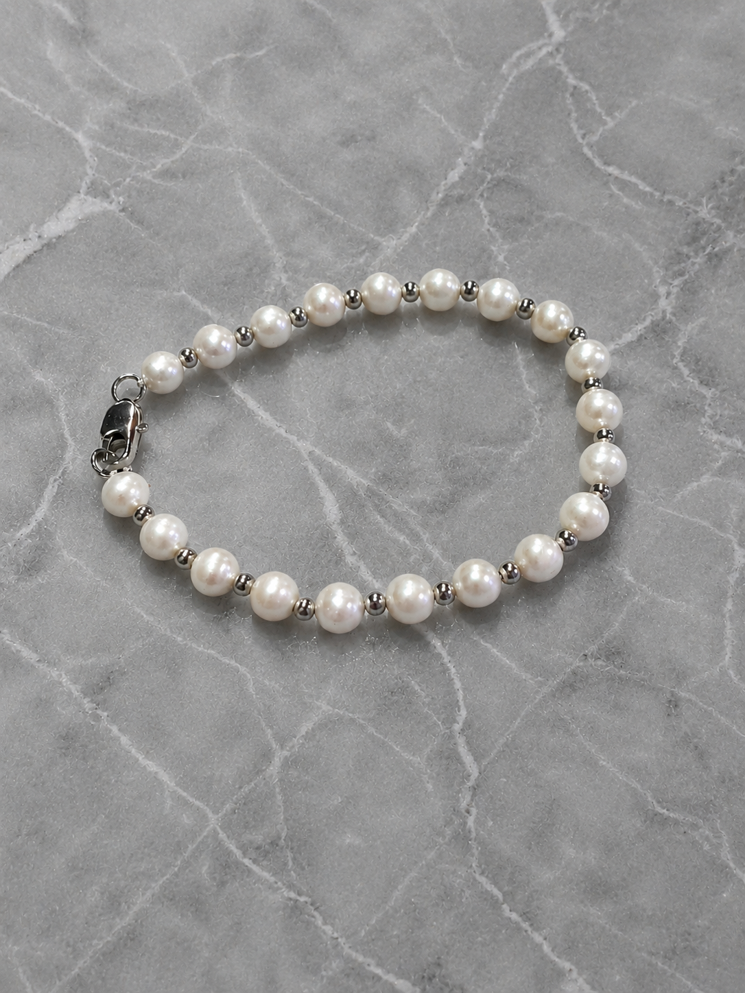 Pearl Beaded Bracelet
