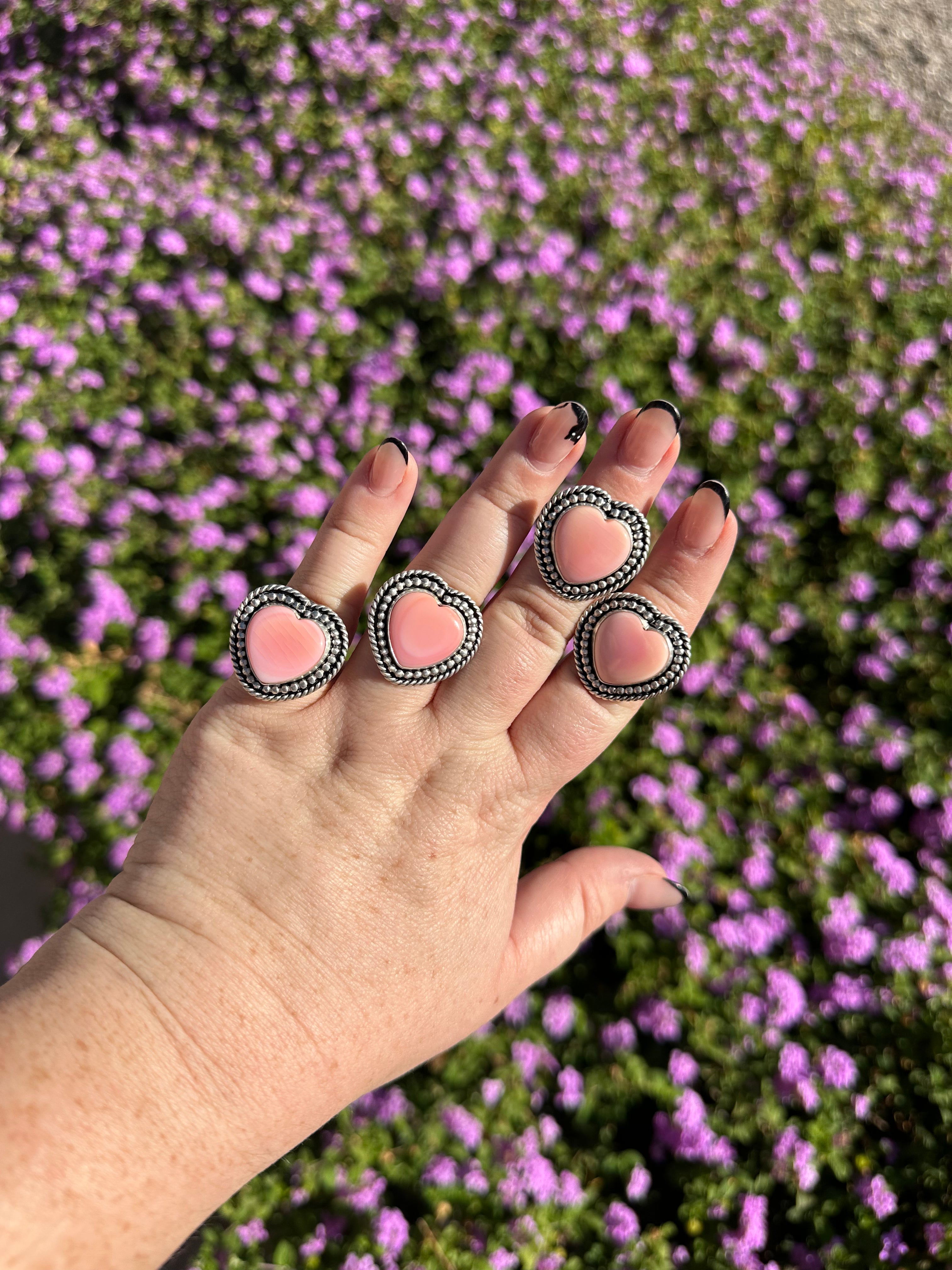 Gorgeous Navajo Pink Conch And Sterling Silver Adjustable Heart Ring