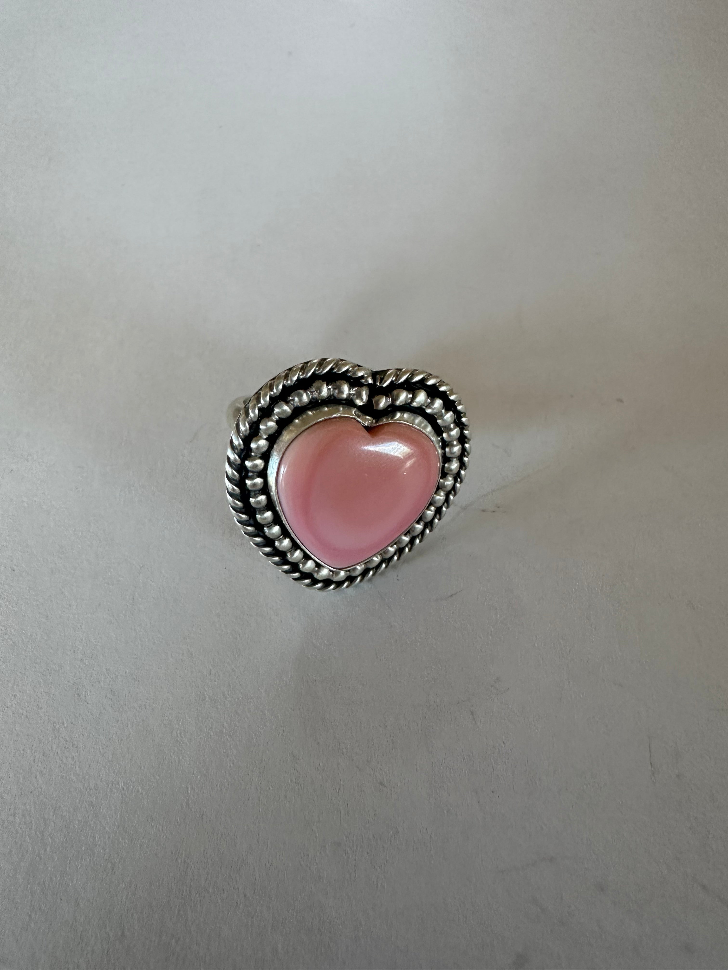 Gorgeous Navajo Pink Conch And Sterling Silver Adjustable Heart Ring