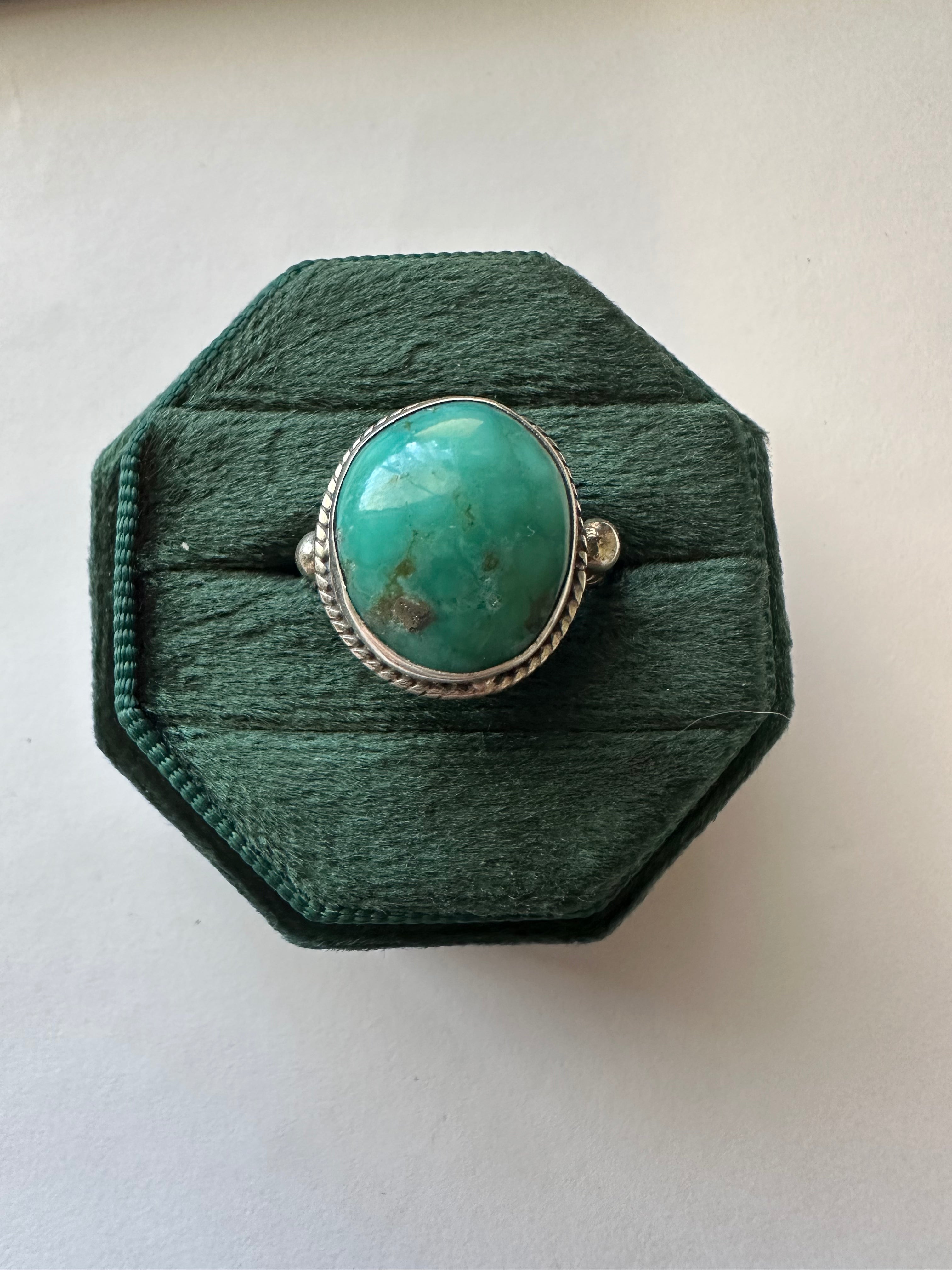 Navajo Single Stone Turquoise & Sterling Silver Ring Size 8