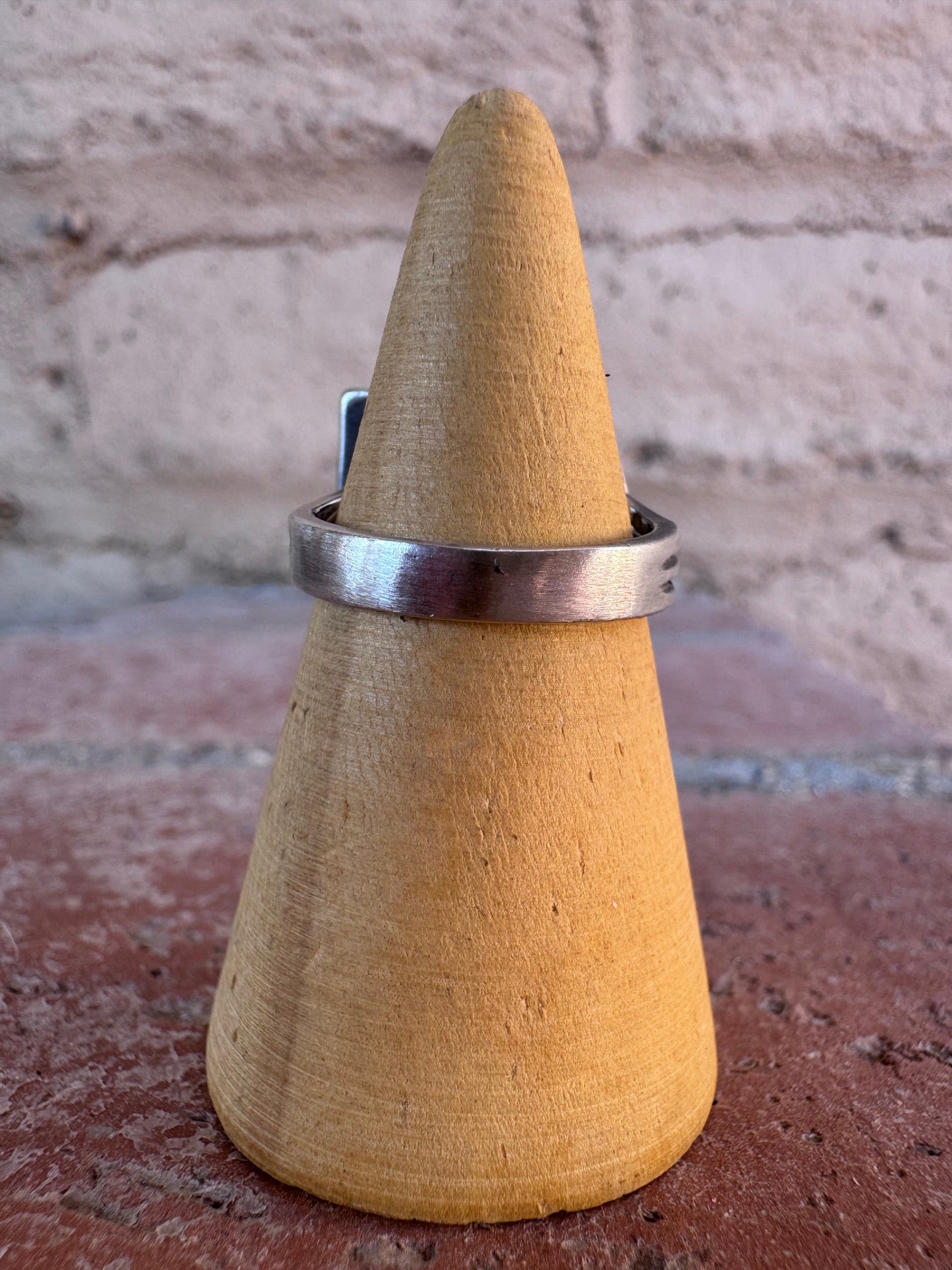 Handcrafted Pink Conch Sterling Silver Horseshoe Ring