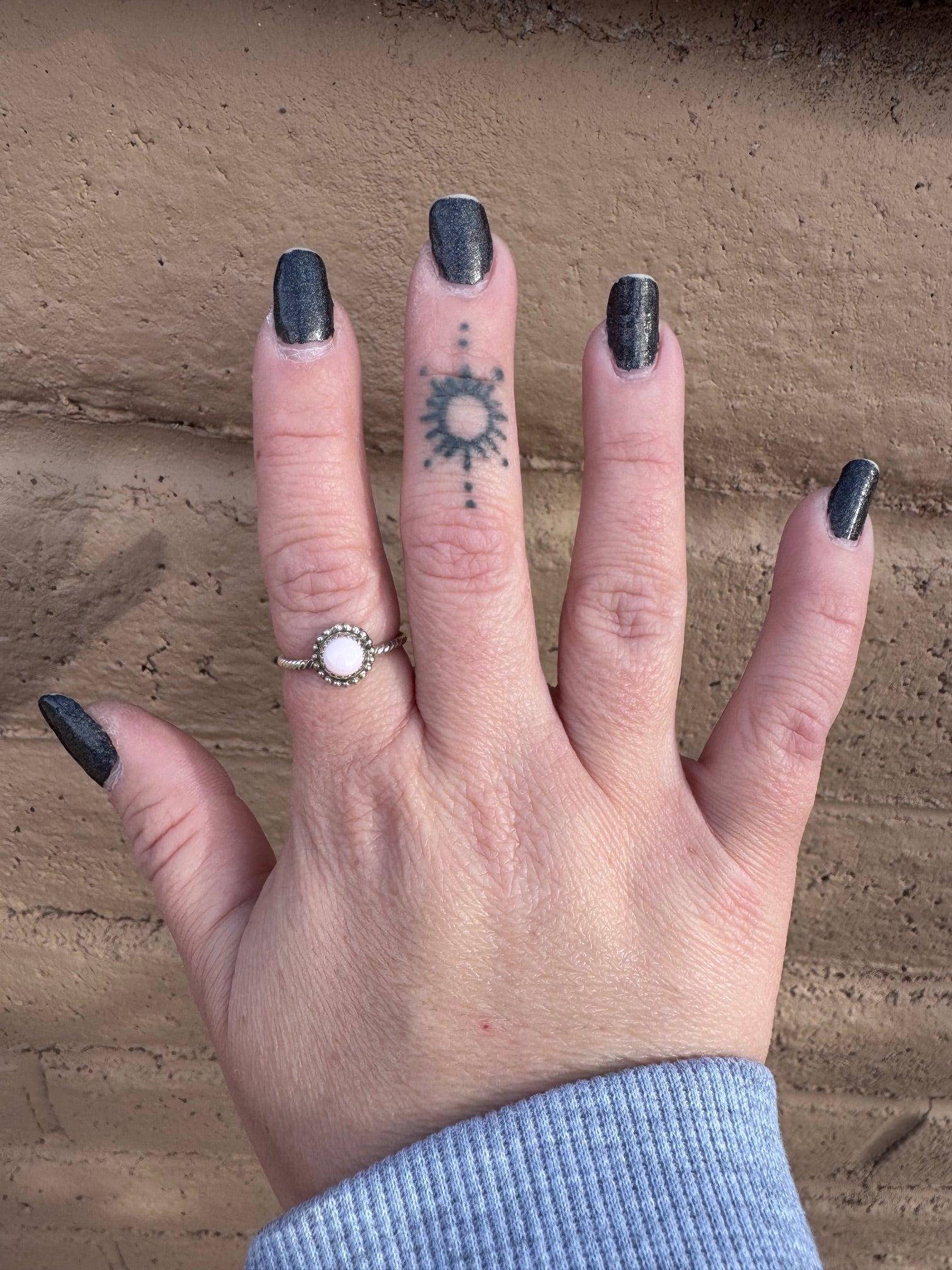 Handcrafted Queen Pink Conch & Sterling Silver Twisted Band Ring