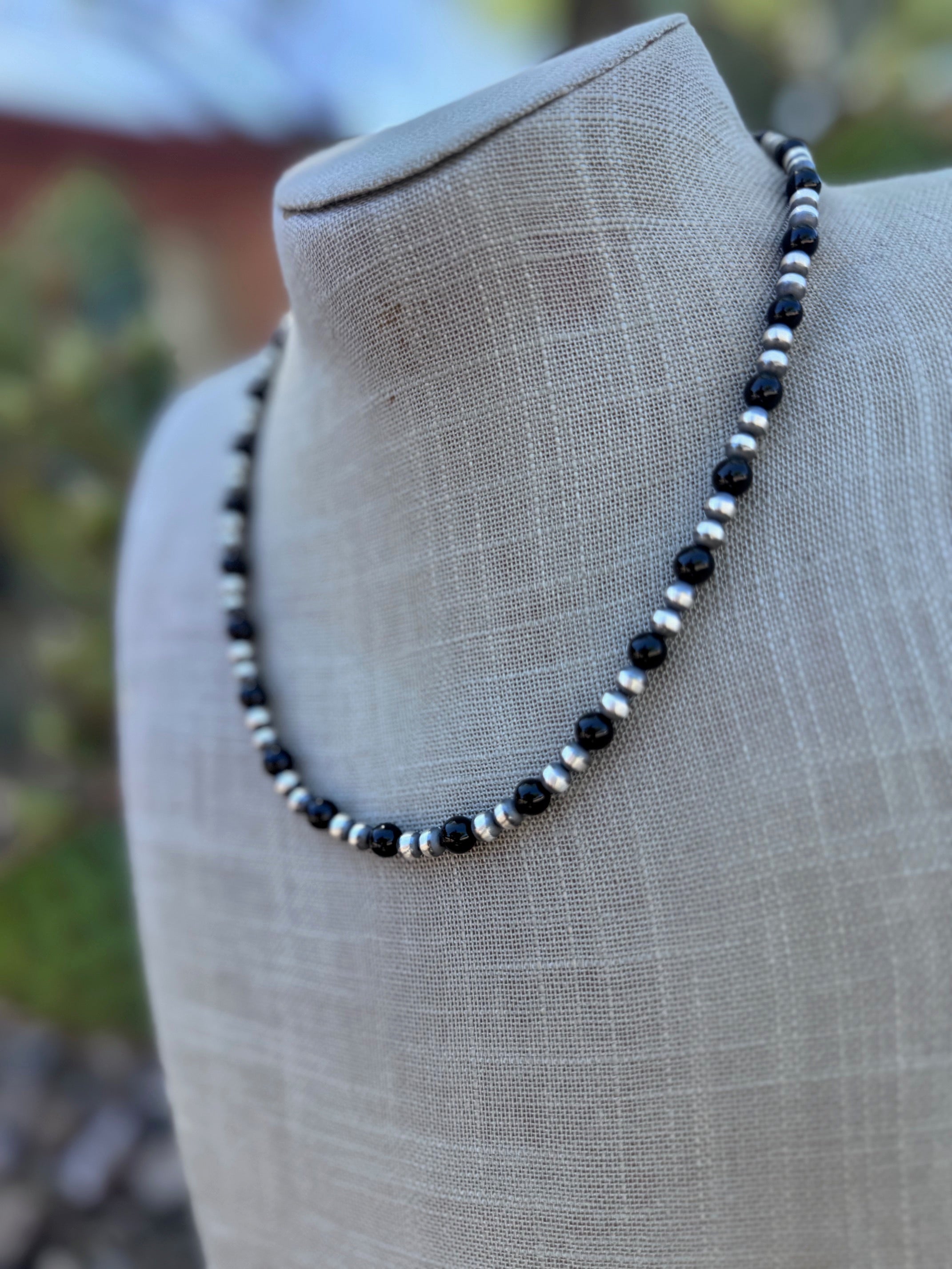 Handcrafted Sterling Silver Pearl & Black Onyx 5-6mm Beaded 18" Necklace