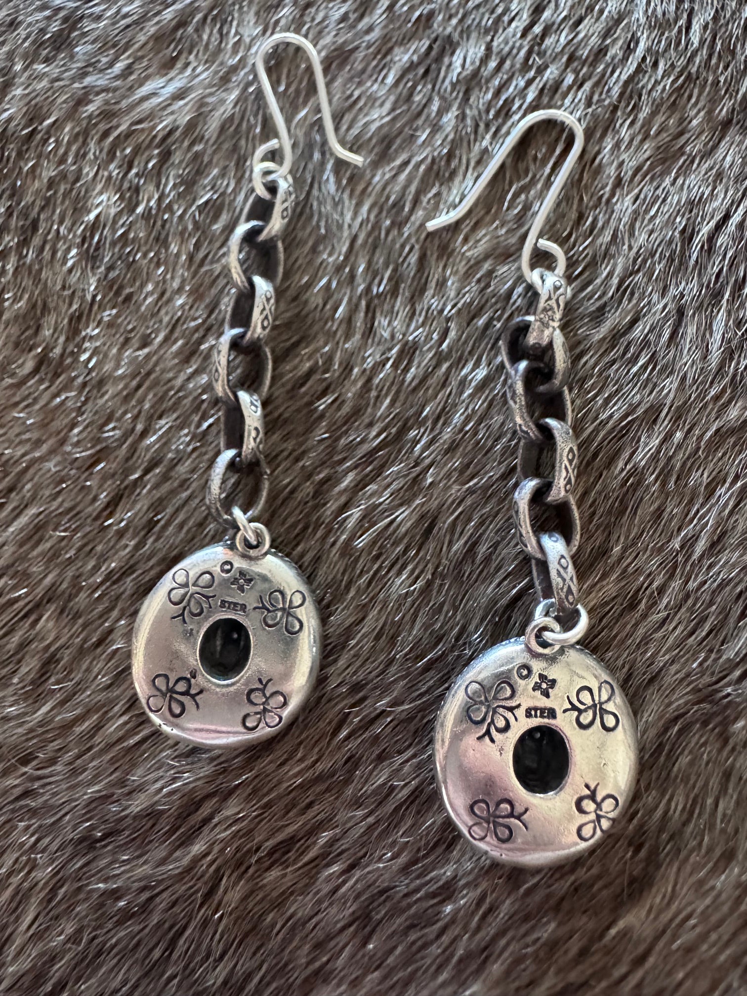 Handmade Sterling Silver Stamped Chain Cowgirl Hat Wire Dangle Earrings by Roaming Buffalo