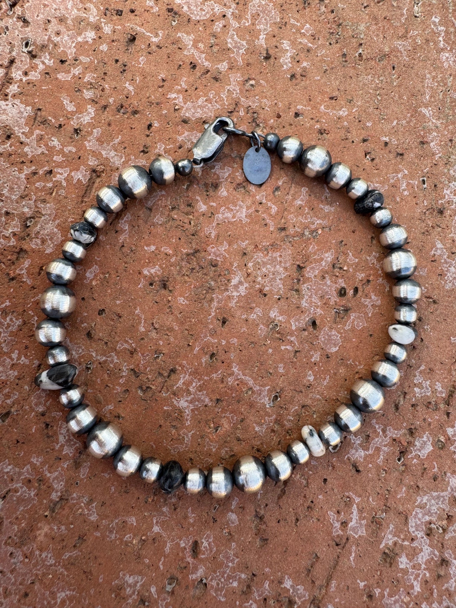 Handcrafted White Buffalo & Sterling Silver Pearl 4-6mm Beaded Bracelet 7.5"