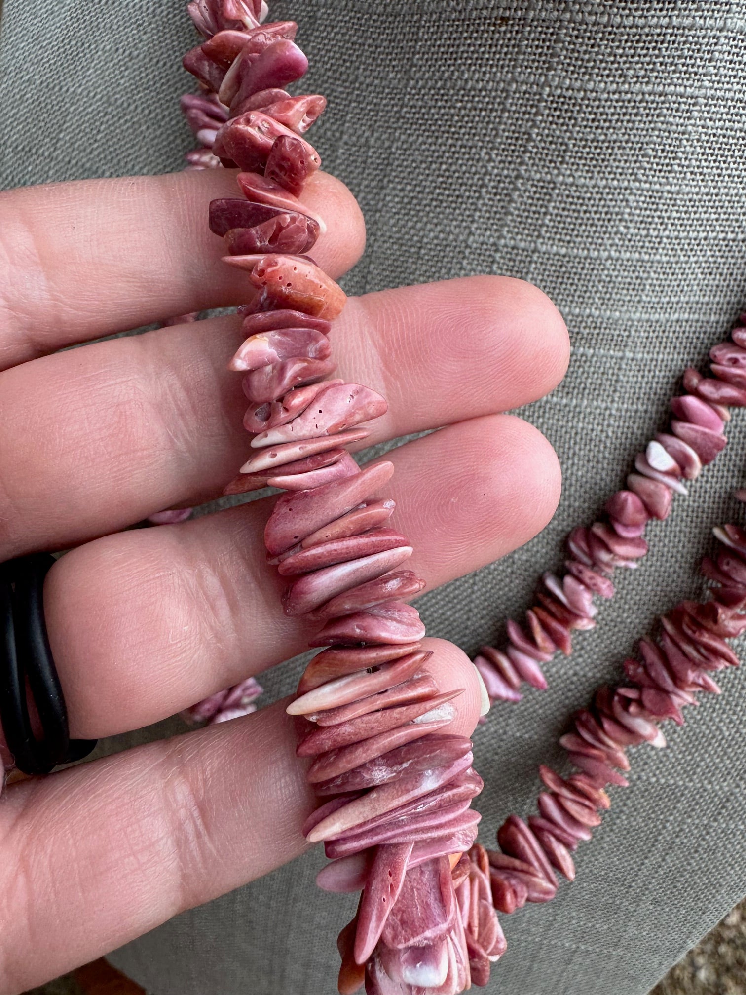 Handcrafted Purple Spiny Oyster Beaded Necklace 24"