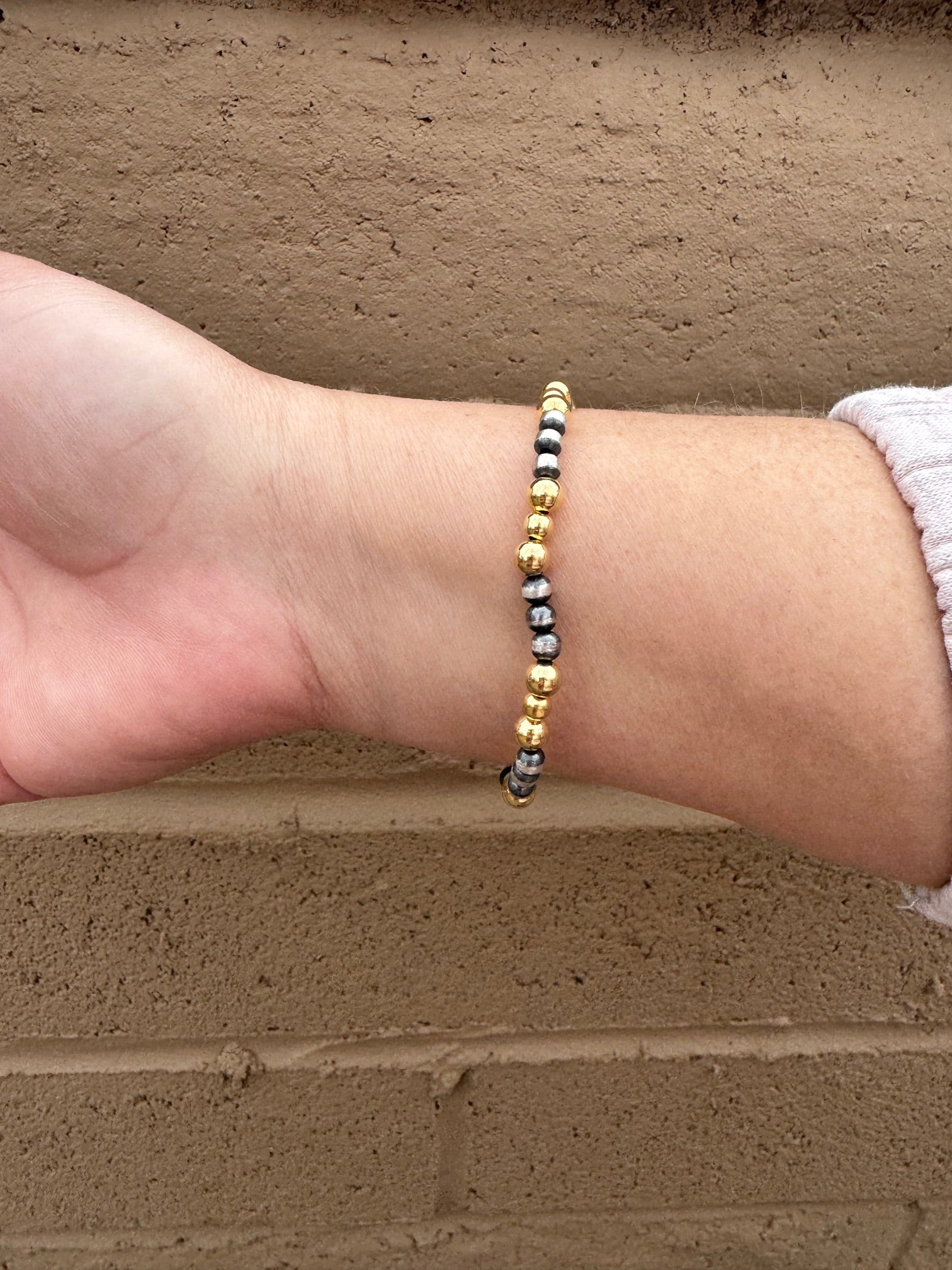 Handcrafted Sterling Silver Gold Bead 4-5mm Beaded Stretch Bracelet