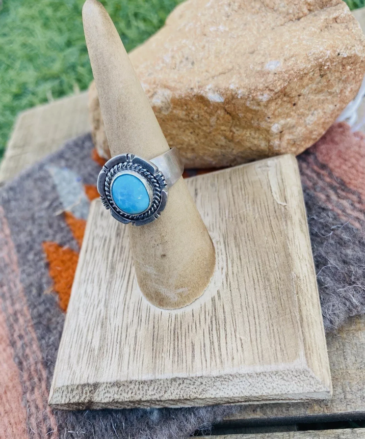 Navajo Turquoise & Sterling Silver Ring Size 5.5