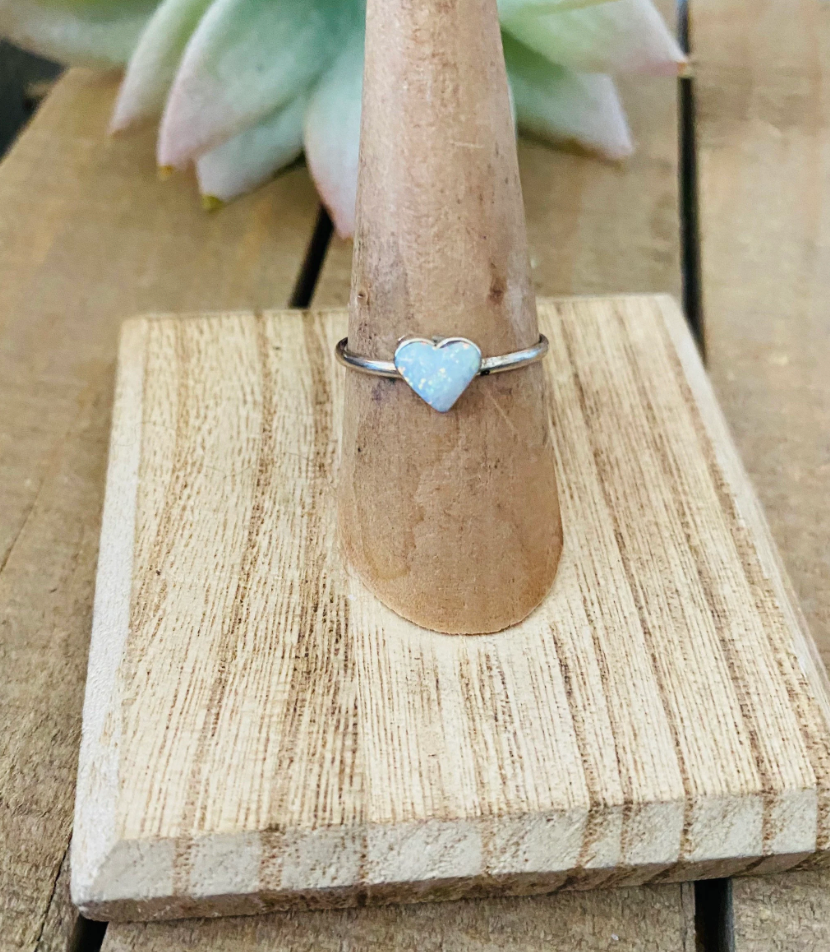 Zuni Sterling Silver & White Opal Heart Ring Size 7.5