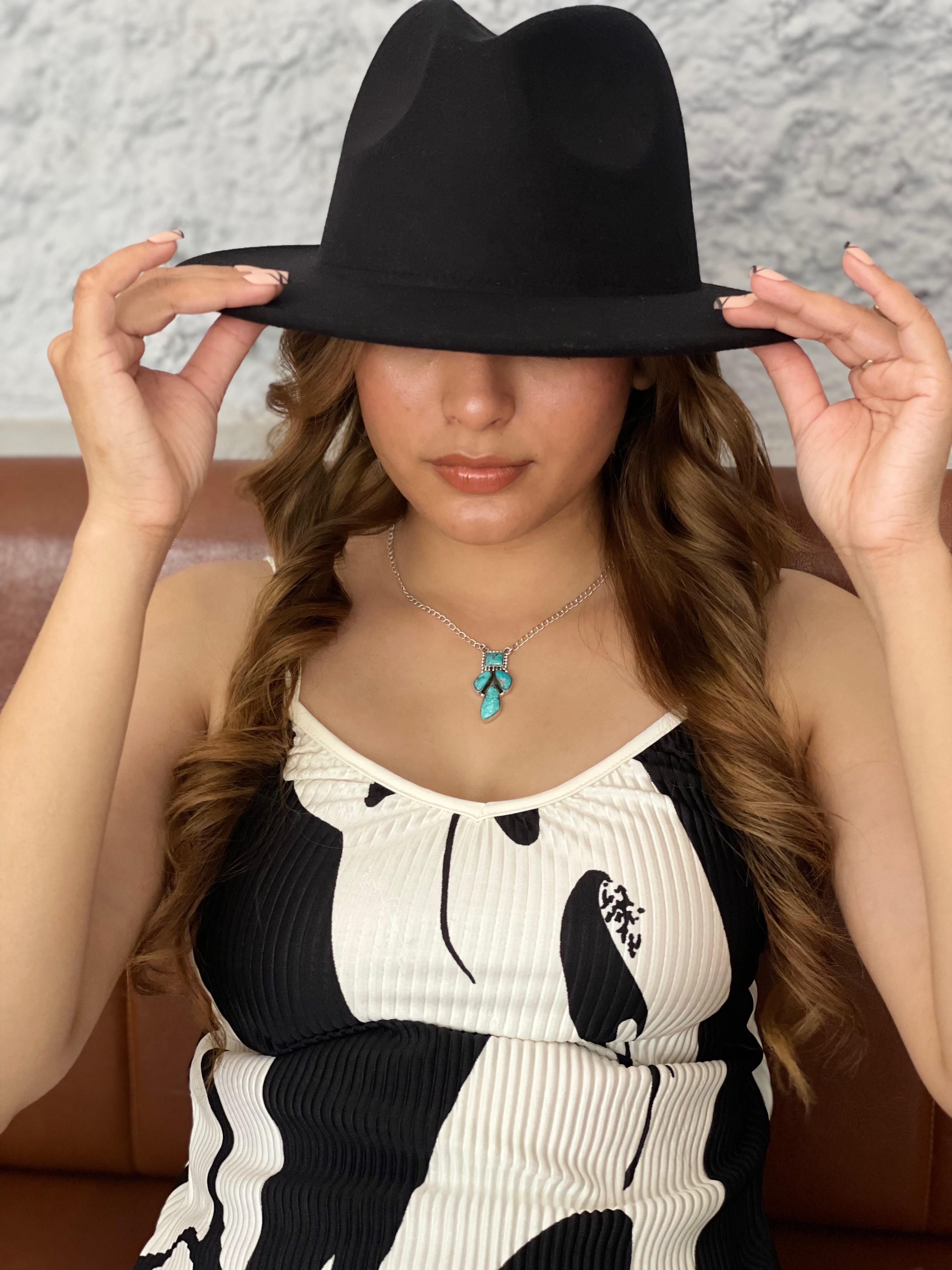 Handmade Sterling Silver White Water Turquoise Necklace Signed Nizhoni