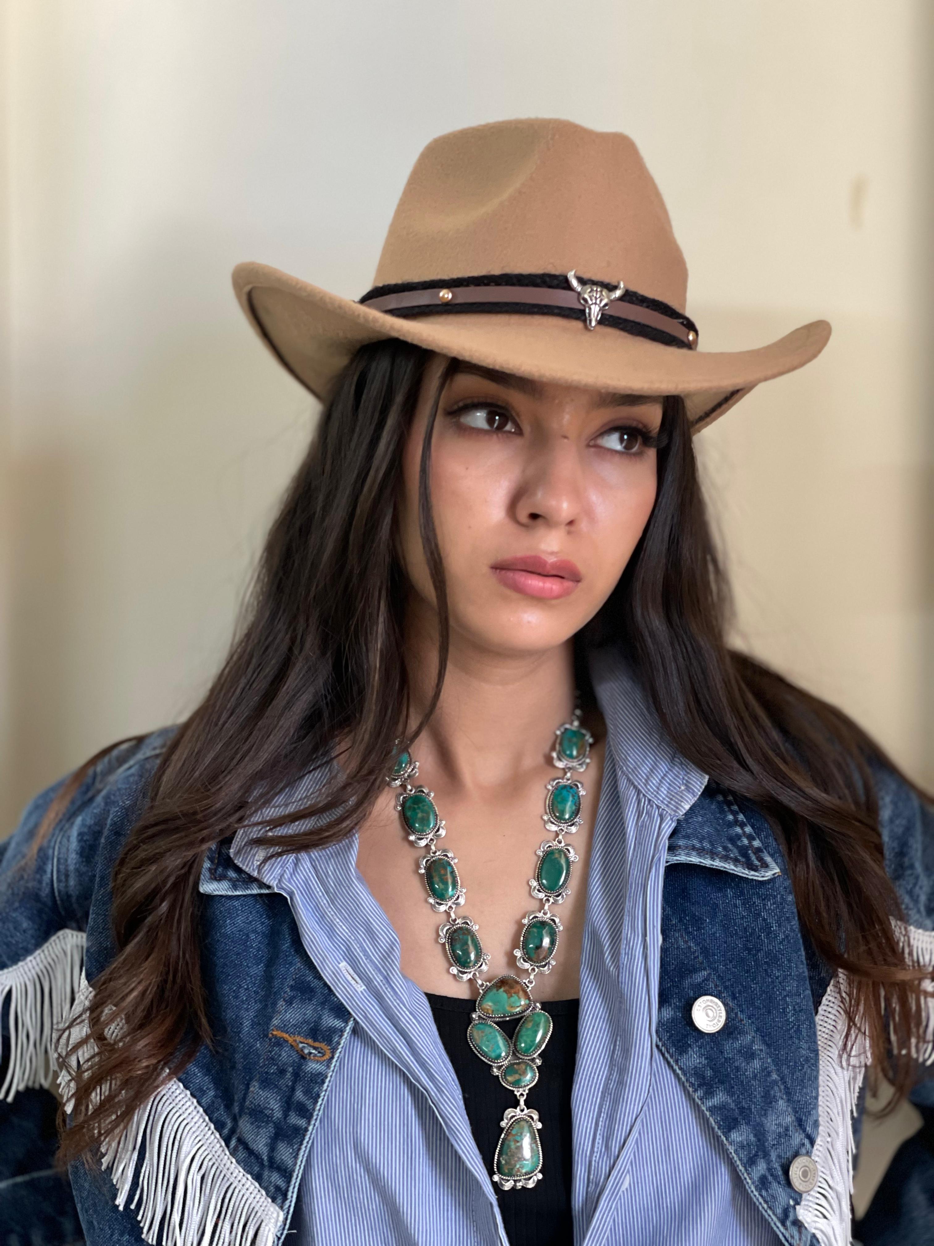 Handmade Sterling Silver Hardy Pit Lariat Necklace with Signed Nizhoni