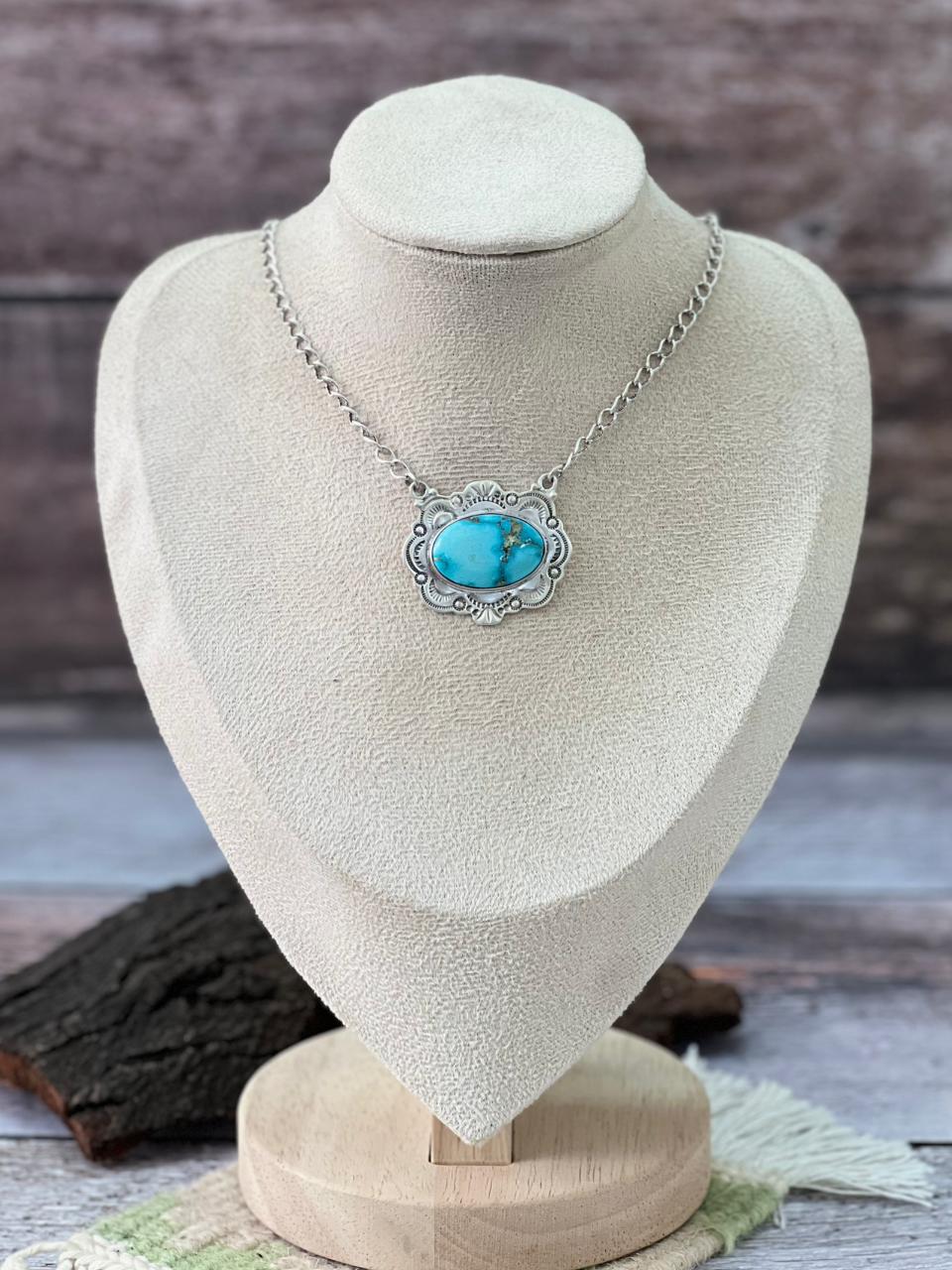 Handmade Sterling Silver Sierra Bella Necklace "Signed Nizhoni"