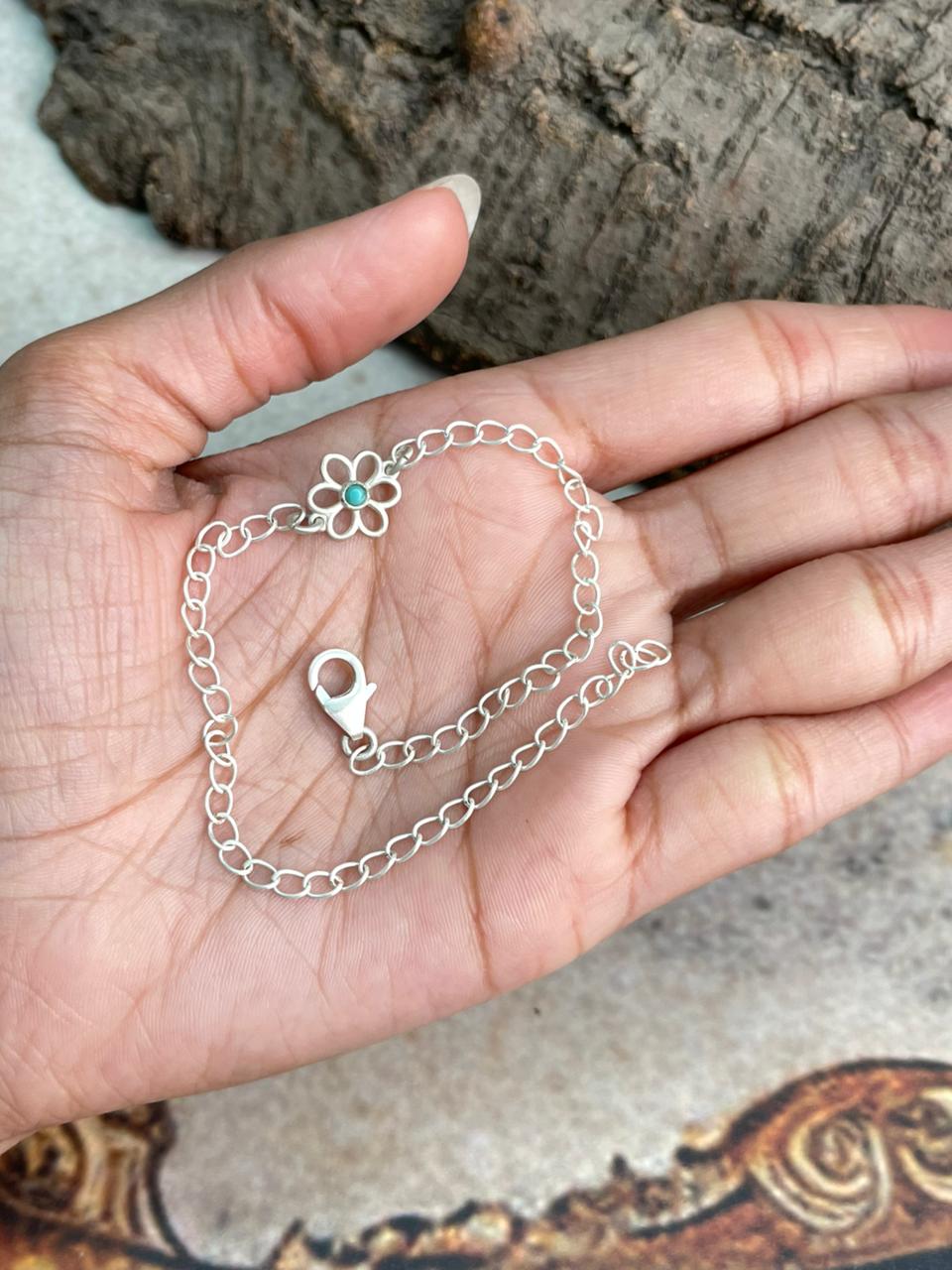 Handmade Sterling Silver Flower Collection: Kingman Turquoise Chain Bracelet