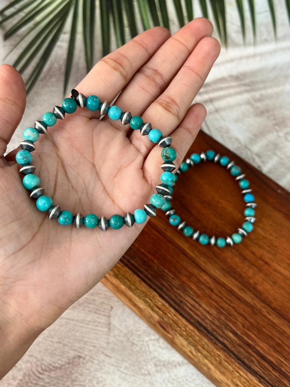 Handmade Sterling Silver Kingman Turquoise Stretchy Beaded Bracelet