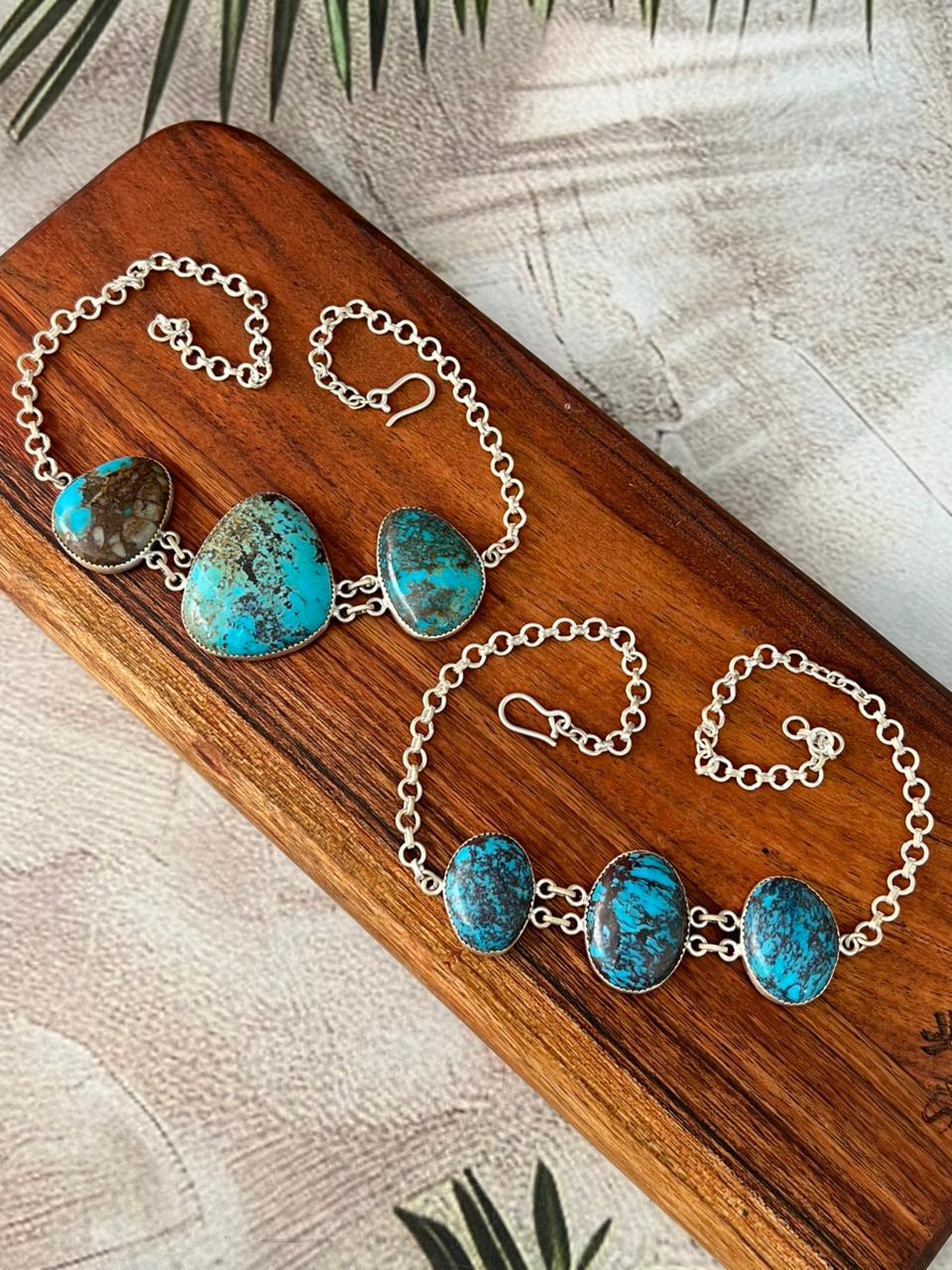Handmade Sterling Silver Kingman Turquoise Collection: Choker Necklace "Signed Nizhoni" (1)