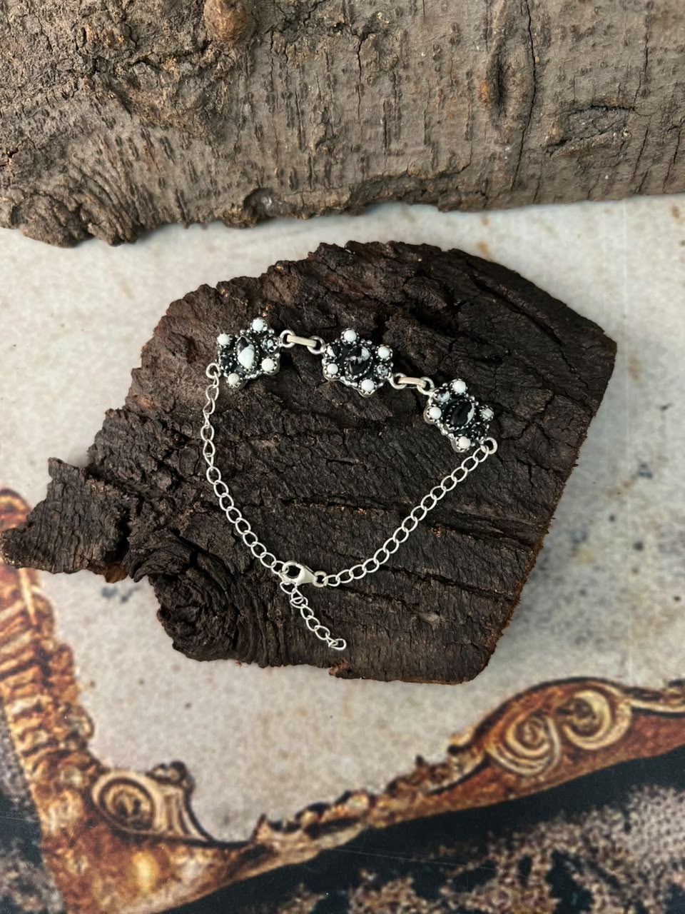 Handmade Sterling Silver White Buffalo Chain Bracelet Signed Nizhoni