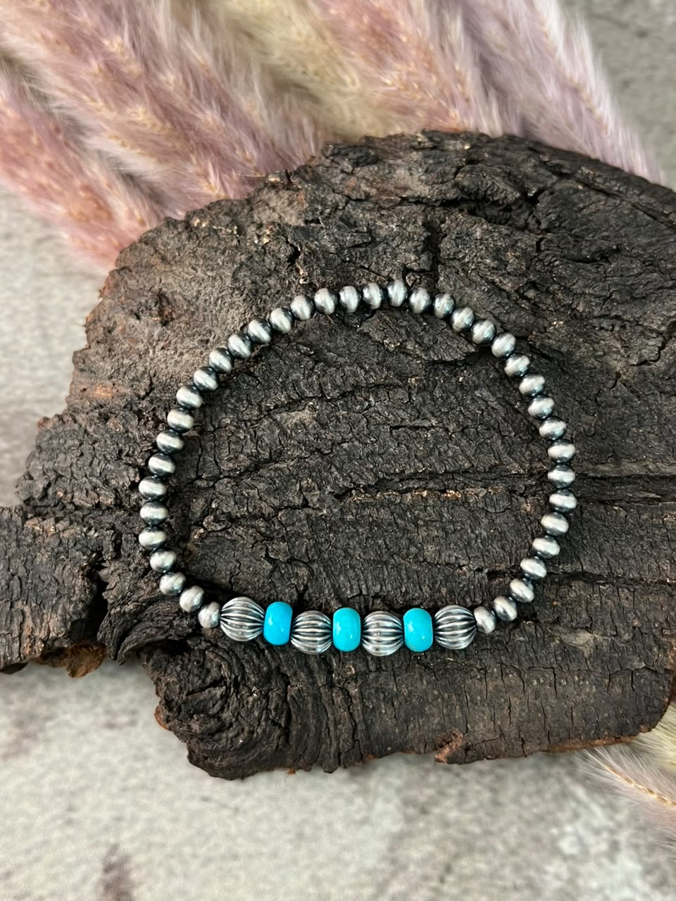 Handmade Sterling Silver Kingman Turquoise Stretchy Beaded Bracelet