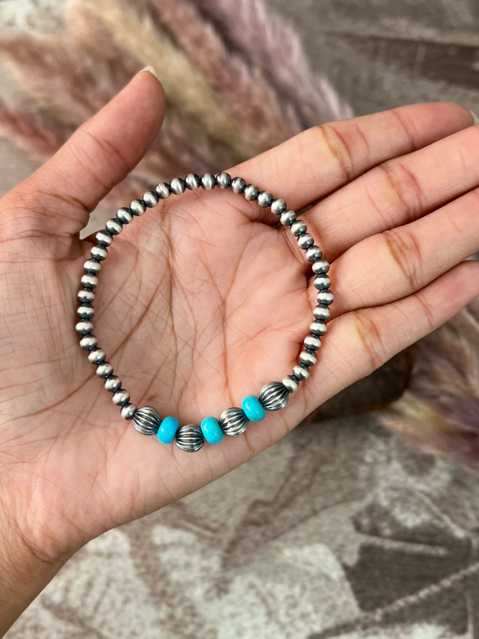 Handmade Sterling Silver Kingman Turquoise Stretchy Beaded Bracelet