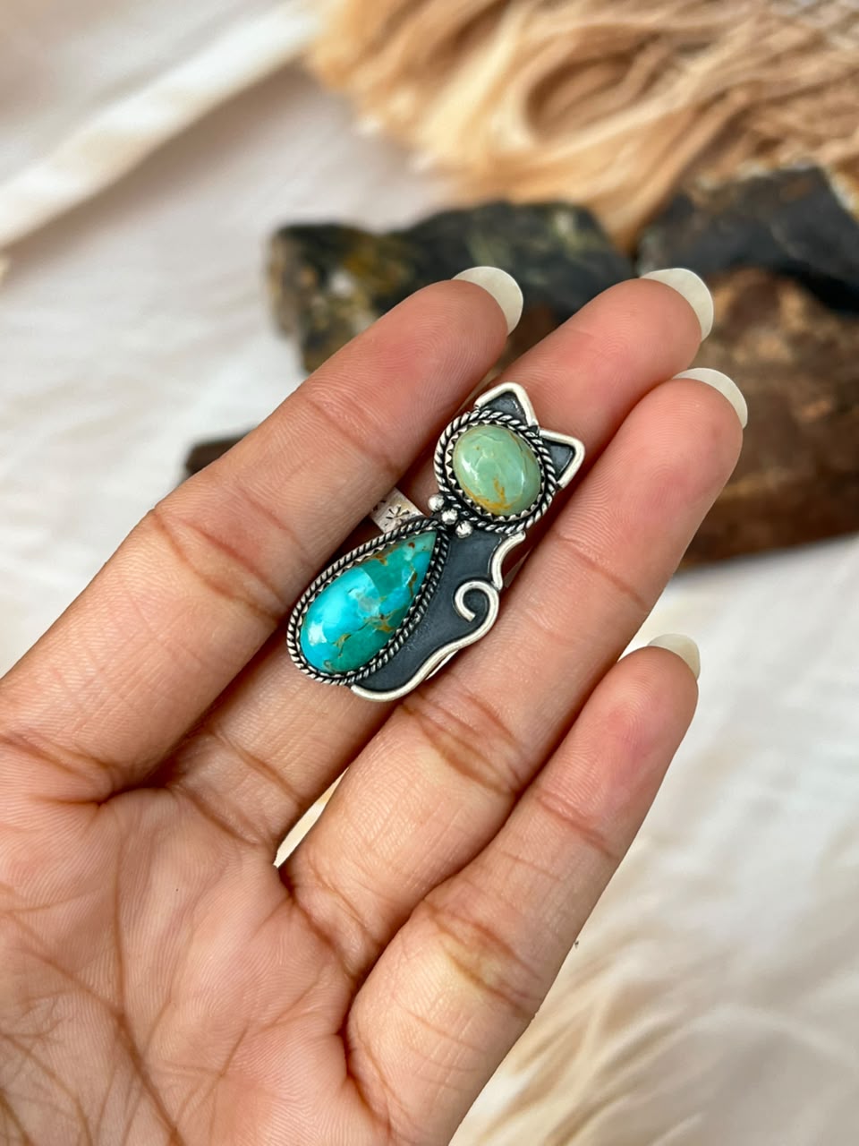 Handmade Sterling Silver Kingman Turquoise Adjustable Cat Ring Signed Nizhoni