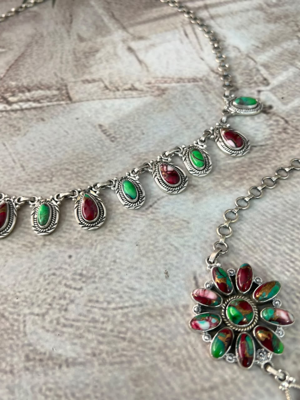 Handmade Sterling Silver Christmas Dahlia Collection: Necklace Signed Nizhoni