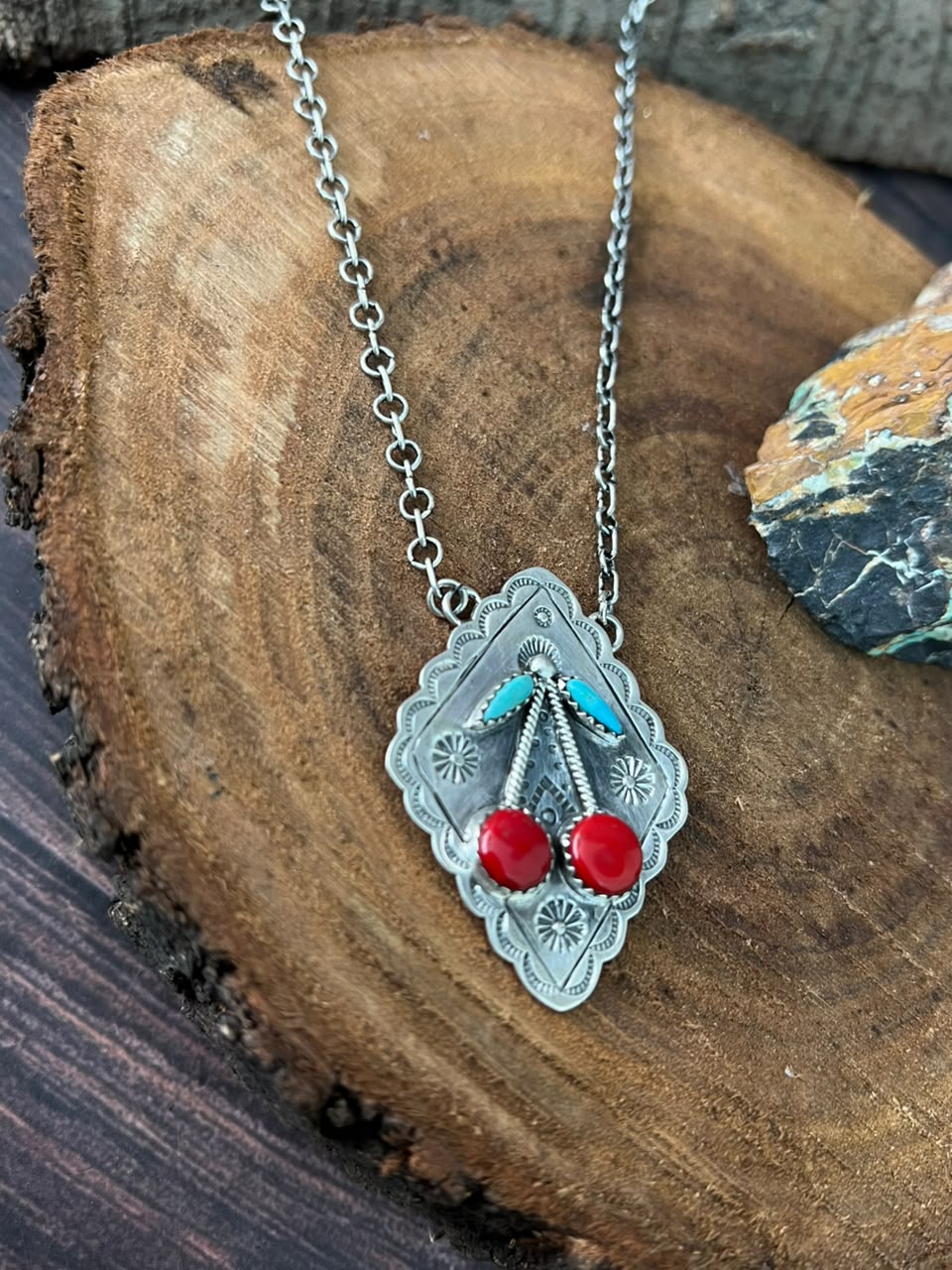 Handmade Sterling Silver Kingman Turquoise with Rosarita Cherry Necklace Signed Nizhoni (6)