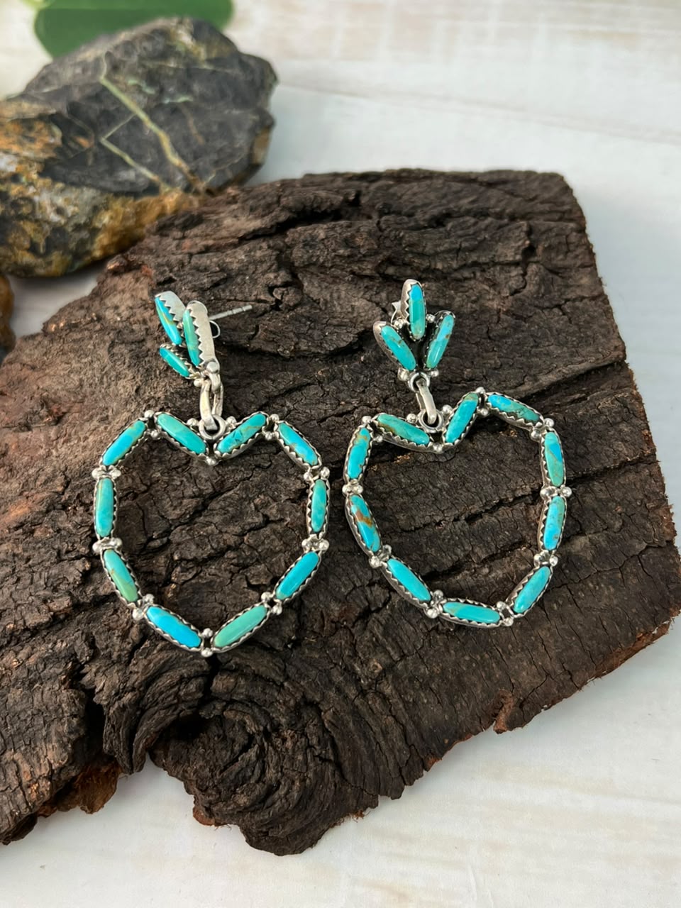 Handmade Sterling Silver Kingman Turquoise Post Dangle Heart Earrings Signed Nizhoni