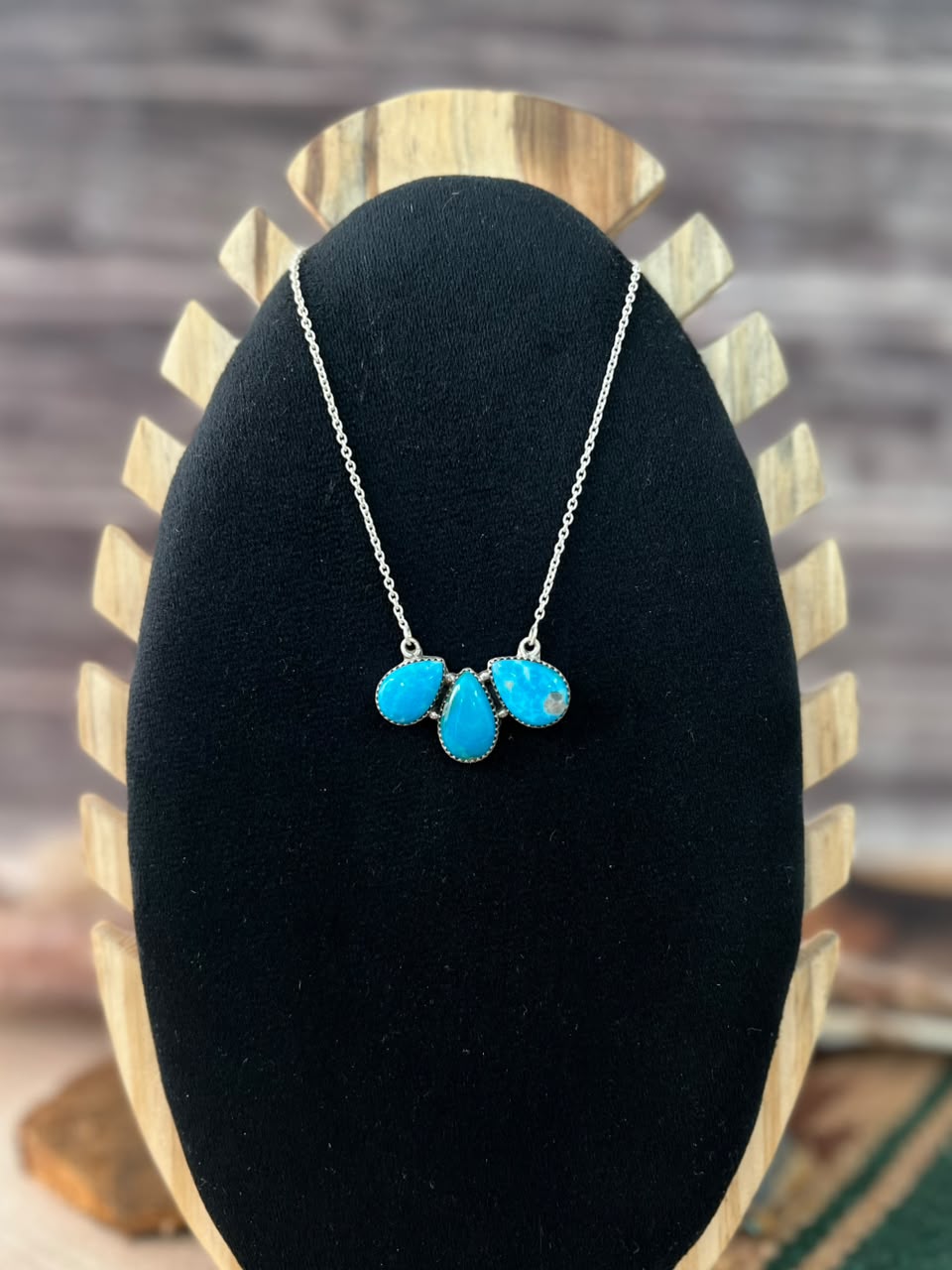 Handmade Sterling Silver Hardy Pit Collection: Necklace Signed Nizhoni