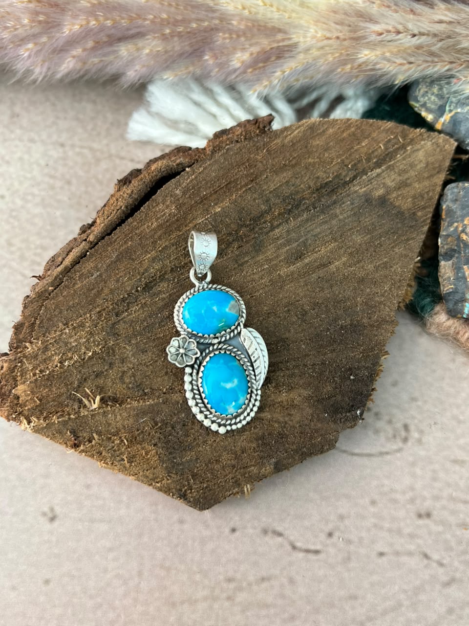 Handmade Sterling Silver Hardy Pit Collection: Pendant Signed Nizhoni