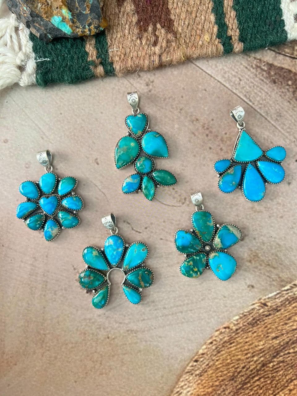 Handmade Sterling Silver Hardy Pit Collection: Pendant Signed Nizhoni
