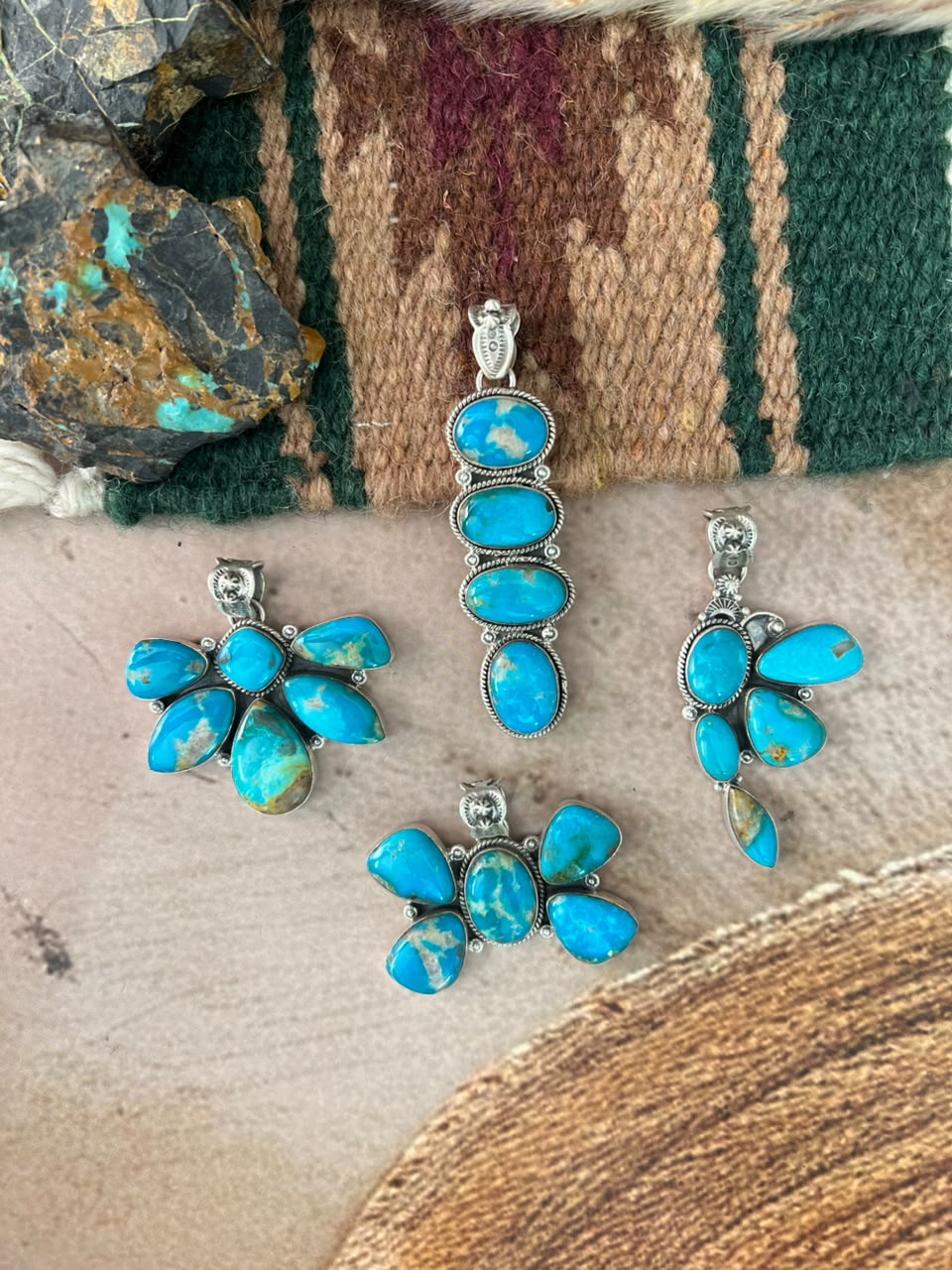 Handmade Sterling Silver Hardy Pit Collection: Pendant Signed Nizhoni