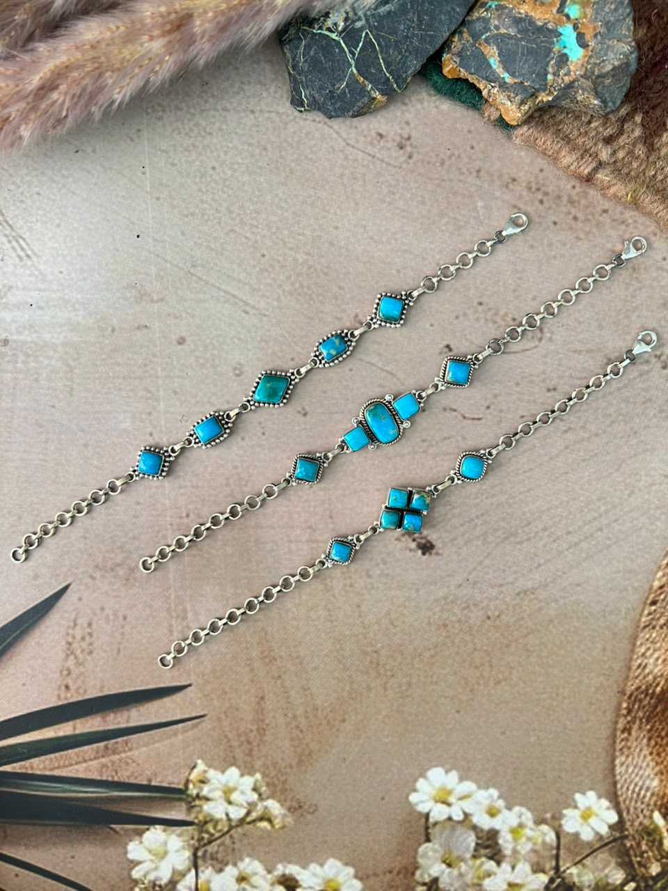 Handmade Sterling Silver Hardy Pit Collection: Chain Bracelet Signed Nizhoni