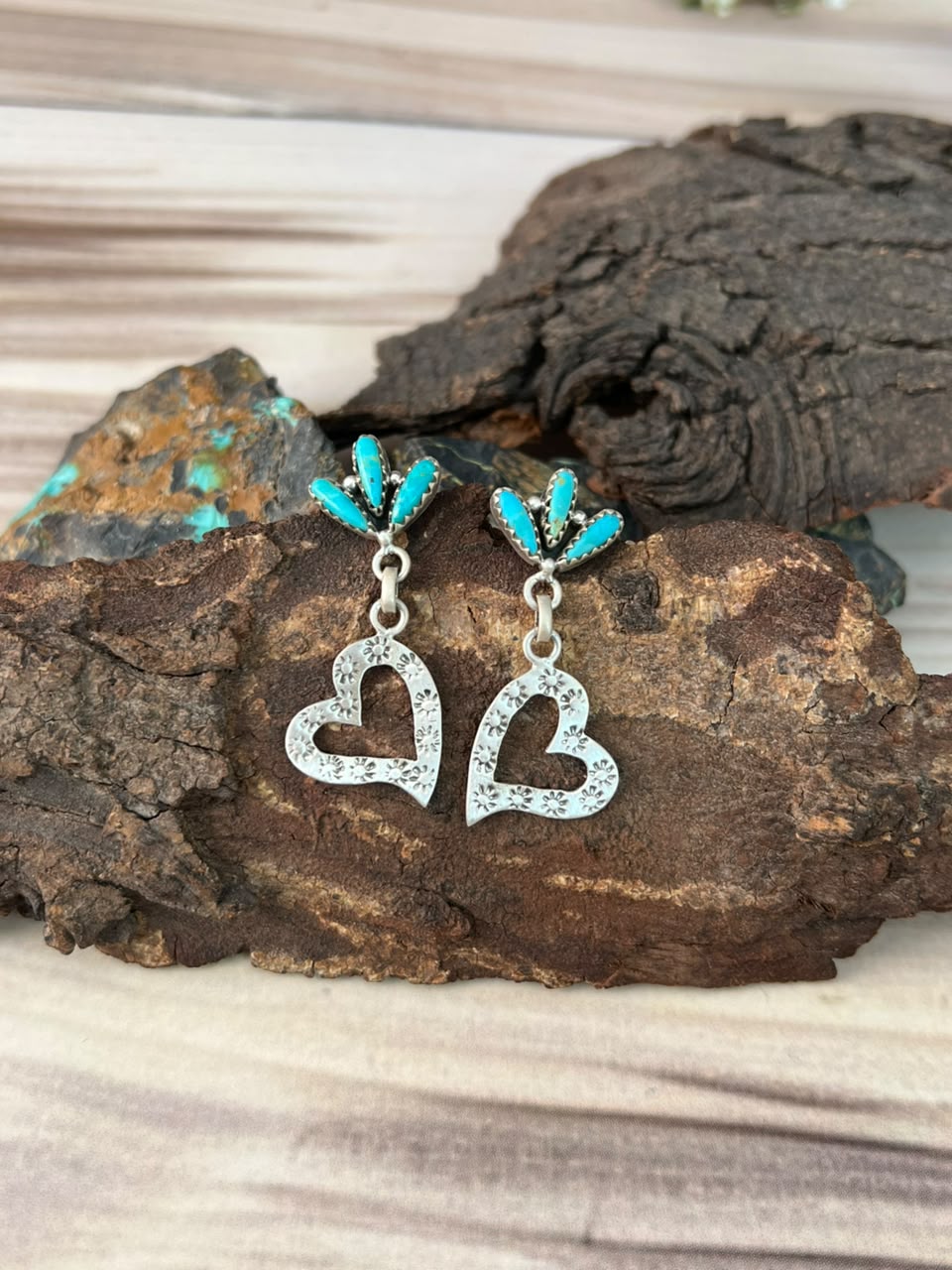 Handmade Sterling Silver Kingman Turquoise Post Dangle Heart Earrings Signed Nizhoni