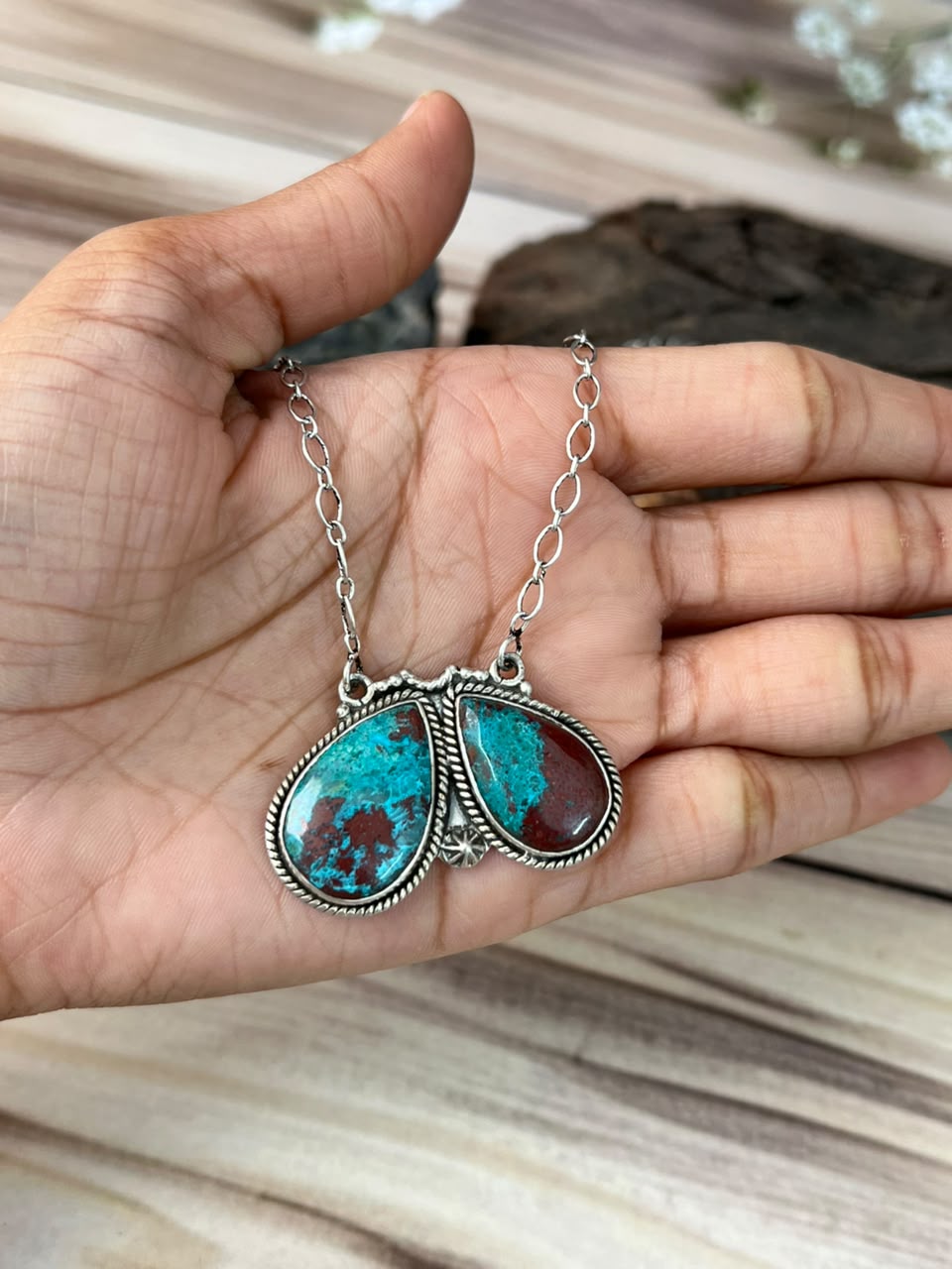Handmade Sterling Silver Gem Silica Collection: Necklace Signed Nizhoni