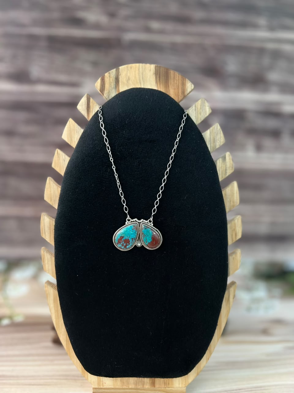 Handmade Sterling Silver Gem Silica Collection: Necklace Signed Nizhoni
