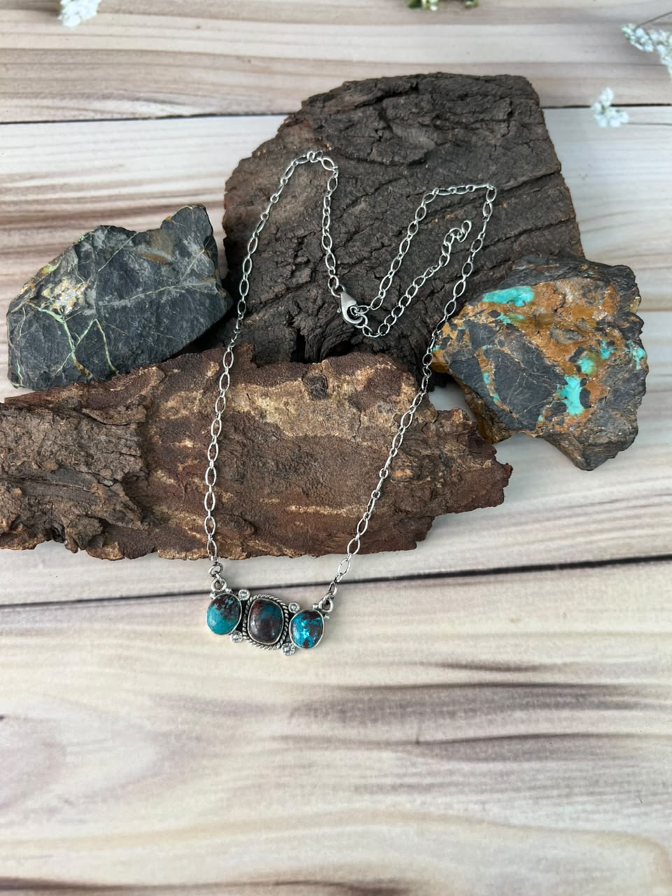 Handmade Sterling Silver Gem Silica Collection: Necklace Signed Nizhoni