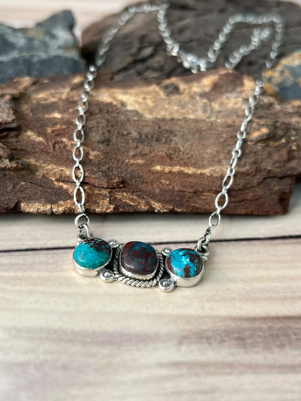 Handmade Sterling Silver Gem Silica Collection: Necklace Signed Nizhoni