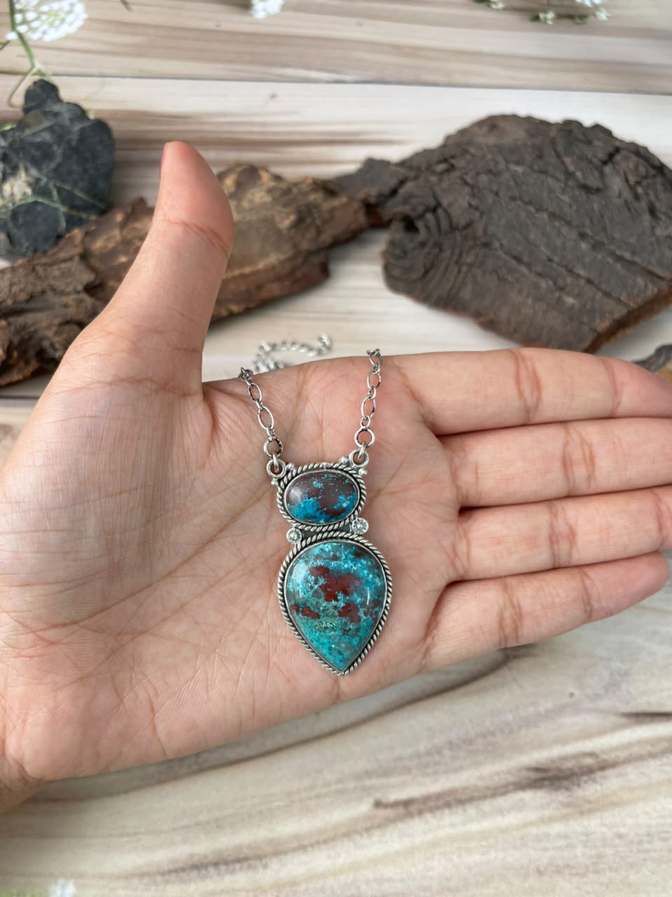 Handmade Sterling Silver Gem Silica Collection: Necklace Signed Nizhoni