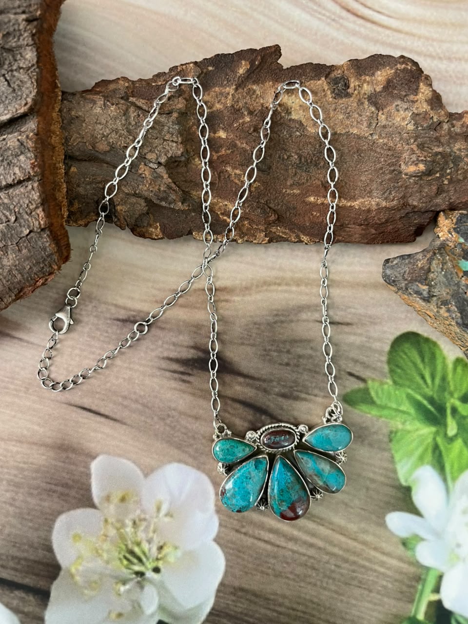 Handmade Sterling Silver Gem Silica Collection: Necklace Signed Nizhoni