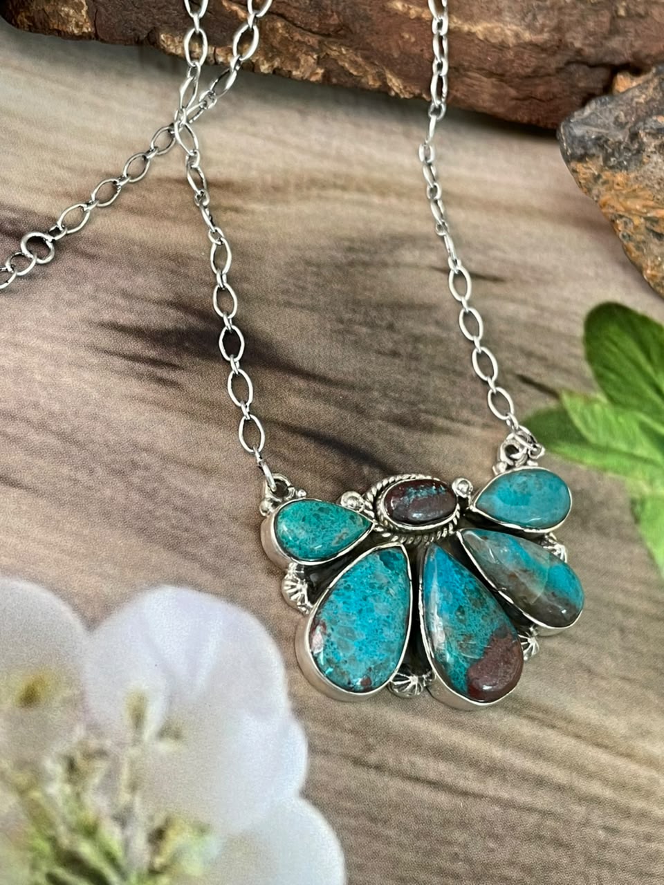 Handmade Sterling Silver Gem Silica Collection: Necklace Signed Nizhoni