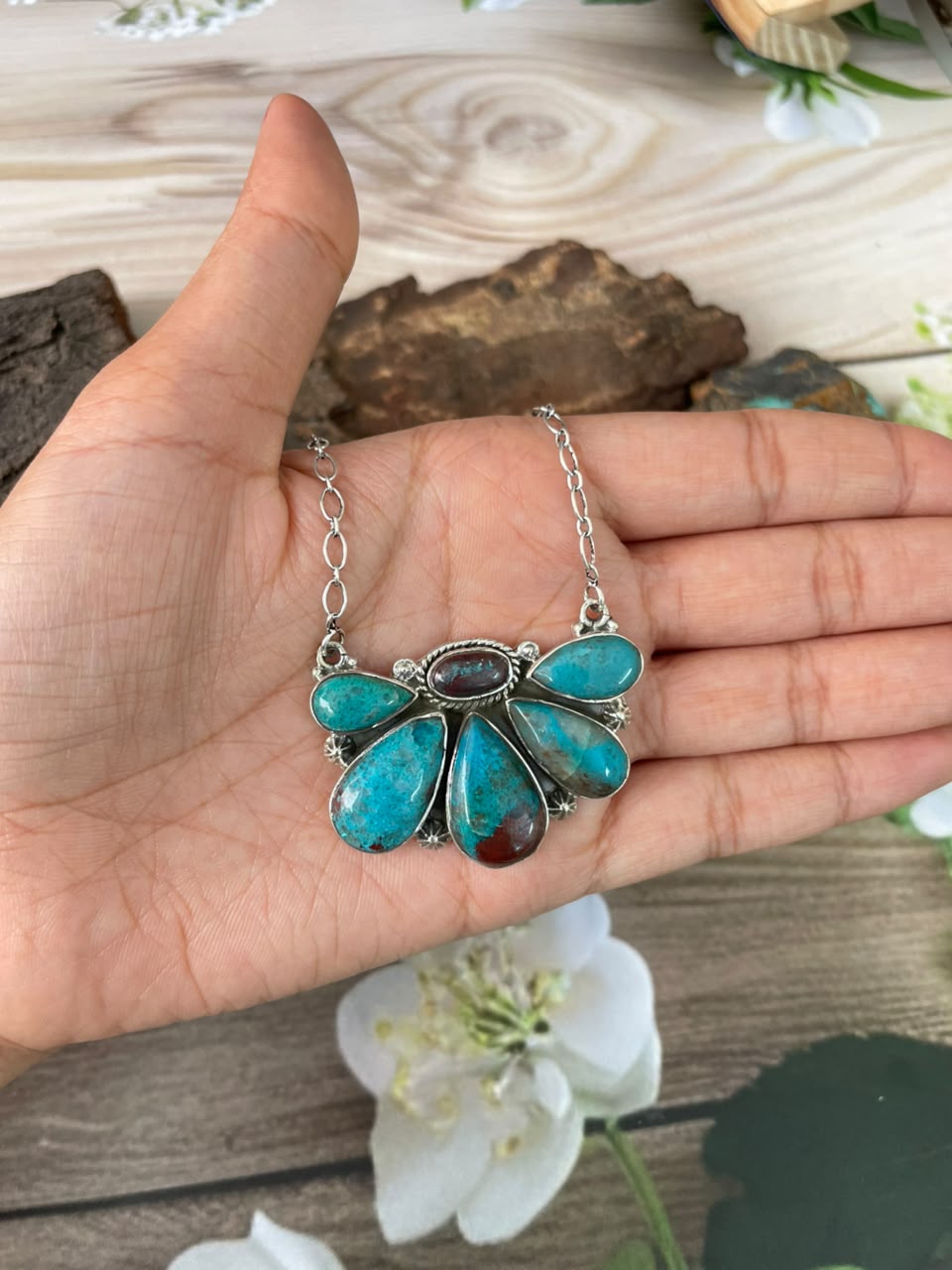 Handmade Sterling Silver Gem Silica Collection: Necklace Signed Nizhoni