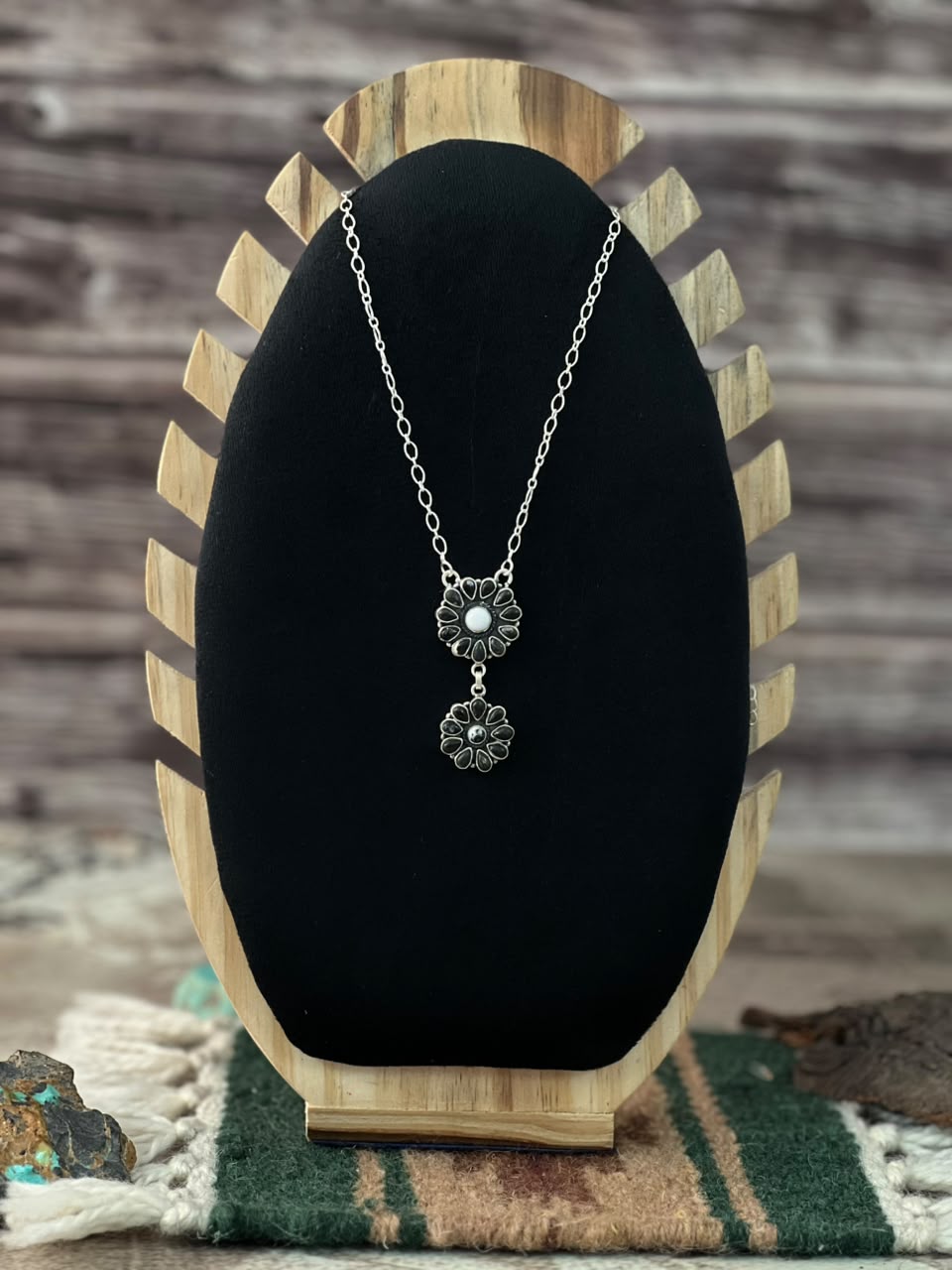 Handmade Sterling Silver White Buffalo Necklace Signed Nizhoni