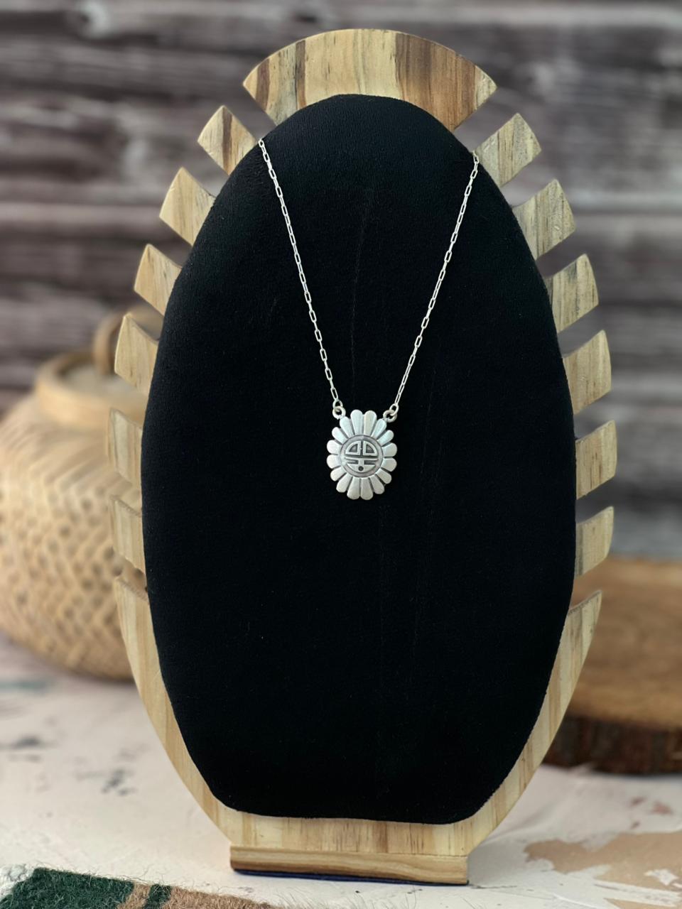 Handmade Sterling Silver Necklace Signed Nizhoni