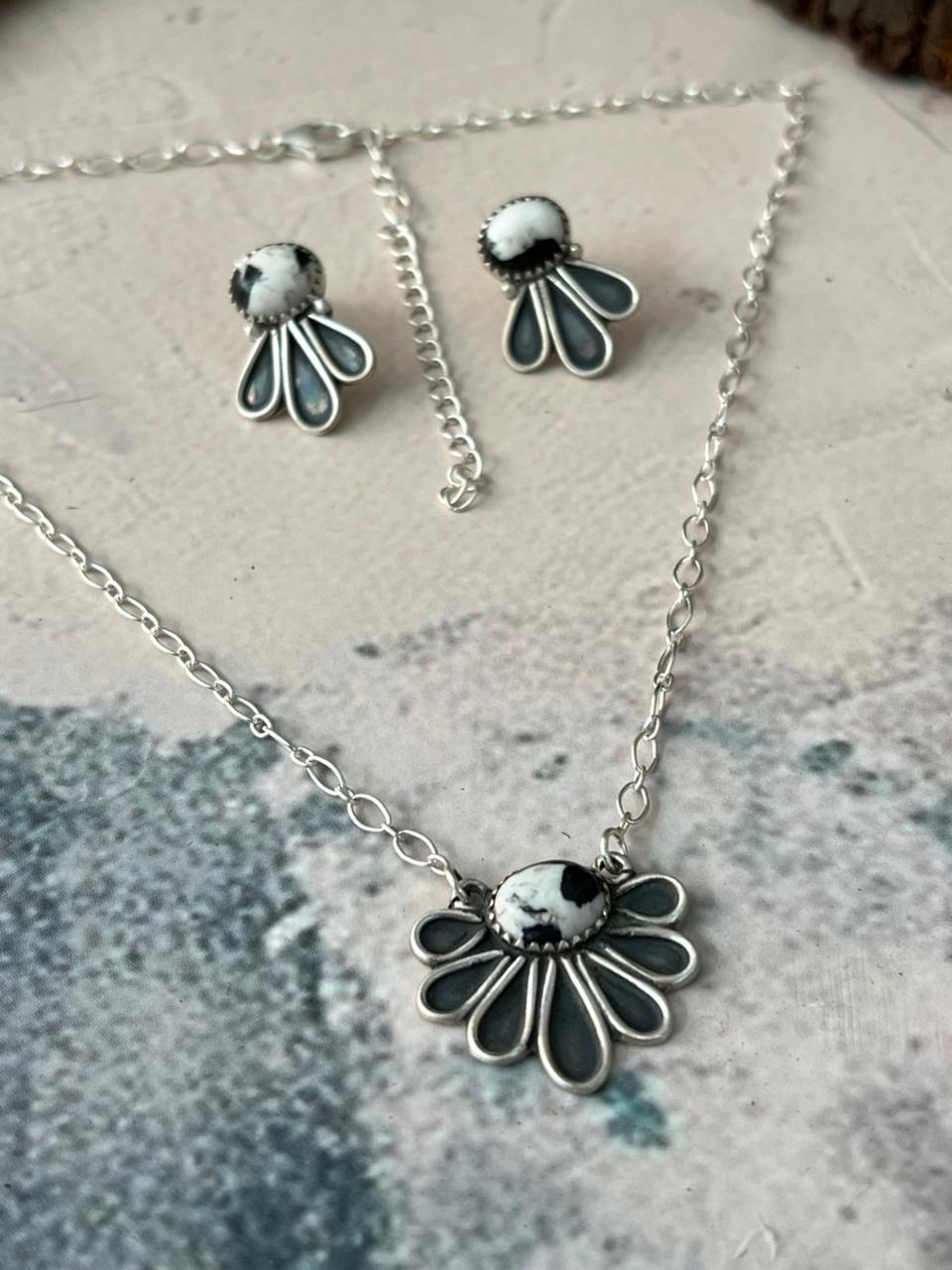 Handmade Sterling Silver White Buffalo Necklace and Earrings Set Signed Nizhoni (8)