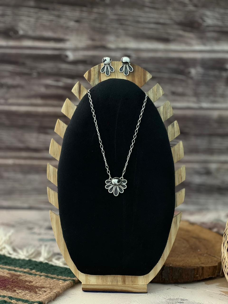 Handmade Sterling Silver White Buffalo Necklace and Earrings Set Signed Nizhoni (8)