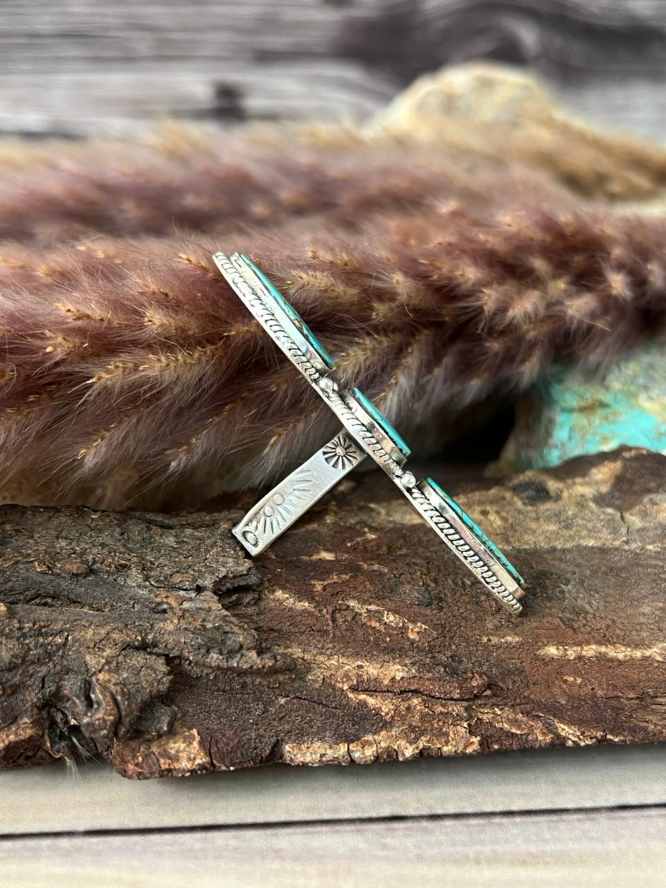 Handmade Sterling Silver Green Kingman Turquoise Collection: Adjustable Ring Signed Nizhoni