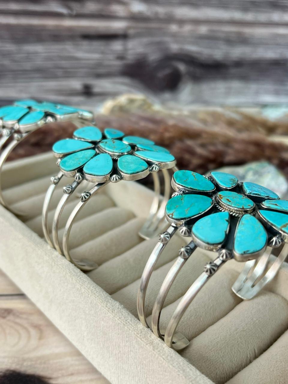 Handmade Sterling Silver Green Kingman Turquoise Collection: Cuff Bracelet Signed Nizhoni