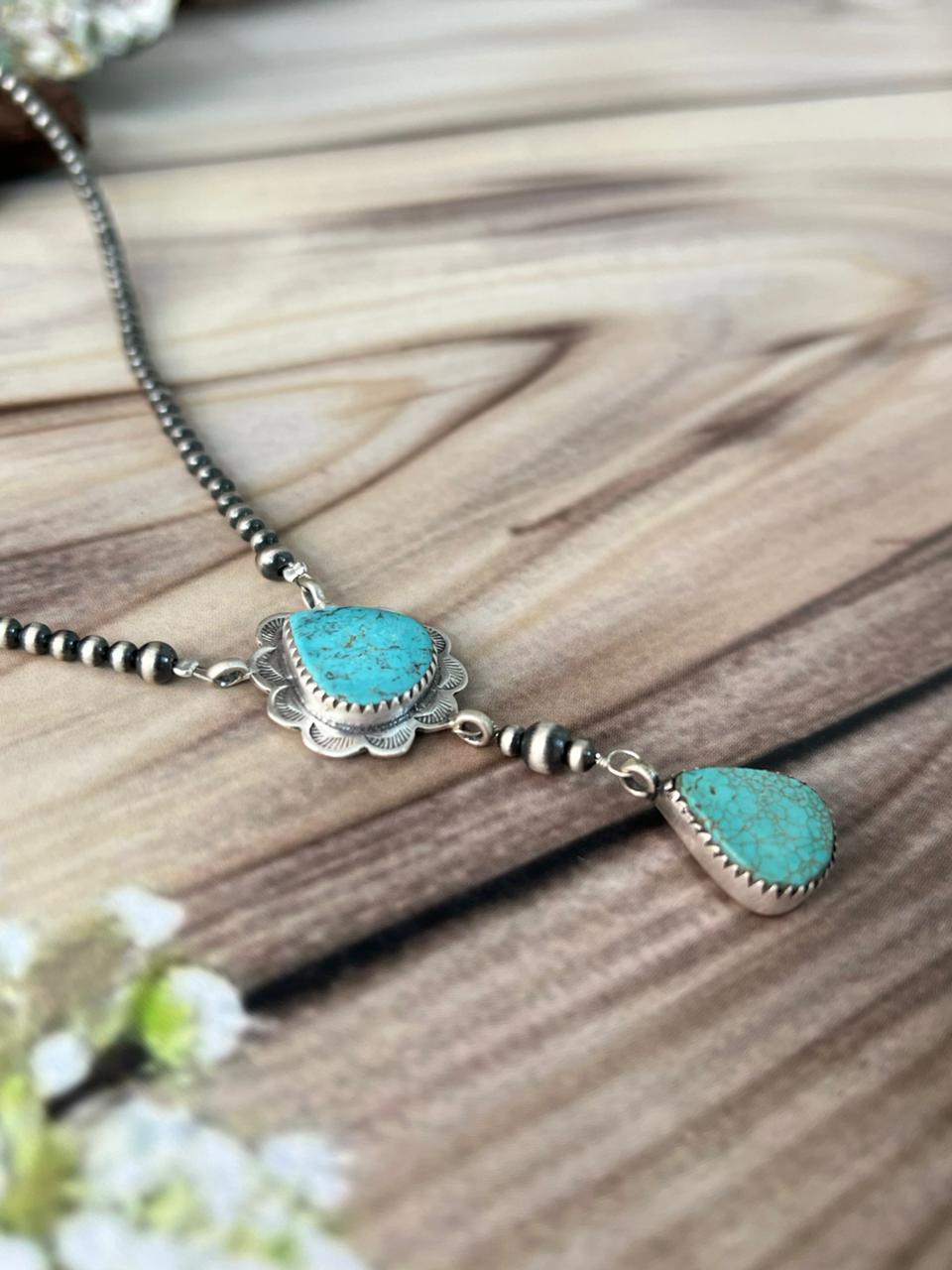 Handmade Sterling Silver Green Kingman Turquoise Collection: Beaded Necklace Signed Nizhoni