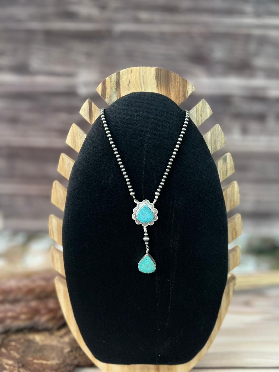 Handmade Sterling Silver Green Kingman Turquoise Collection: Beaded Necklace Signed Nizhoni